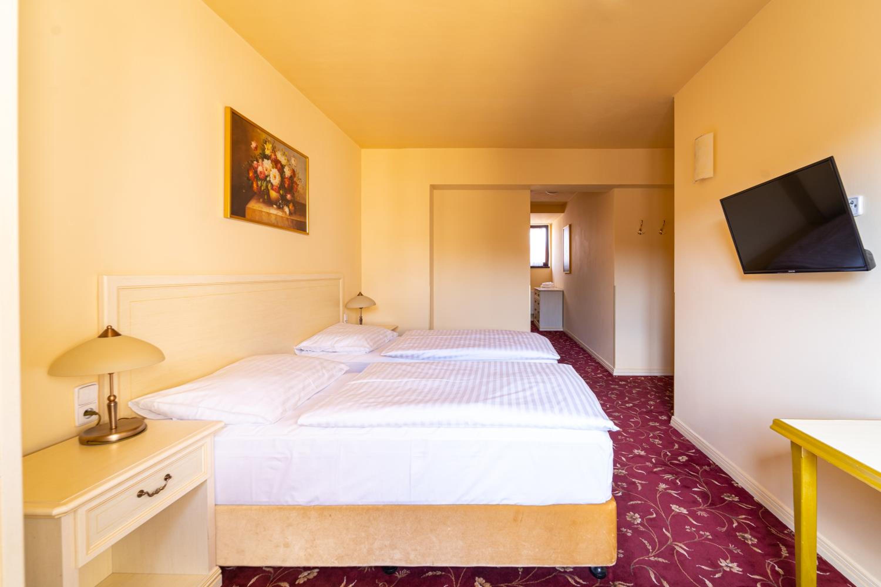 Comfort Triple Room photo 3