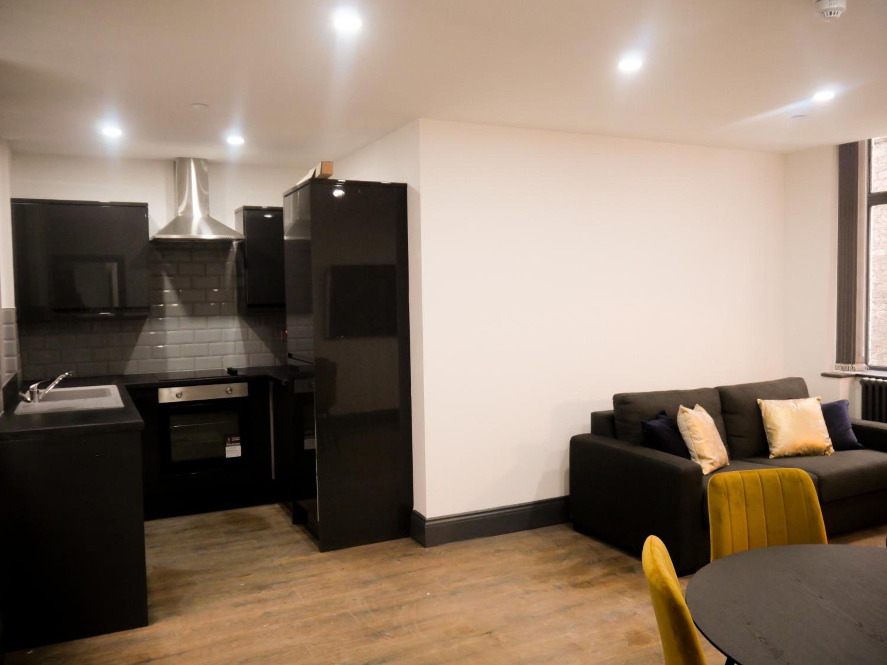 Two-Bedroom Apartment - Photo 15