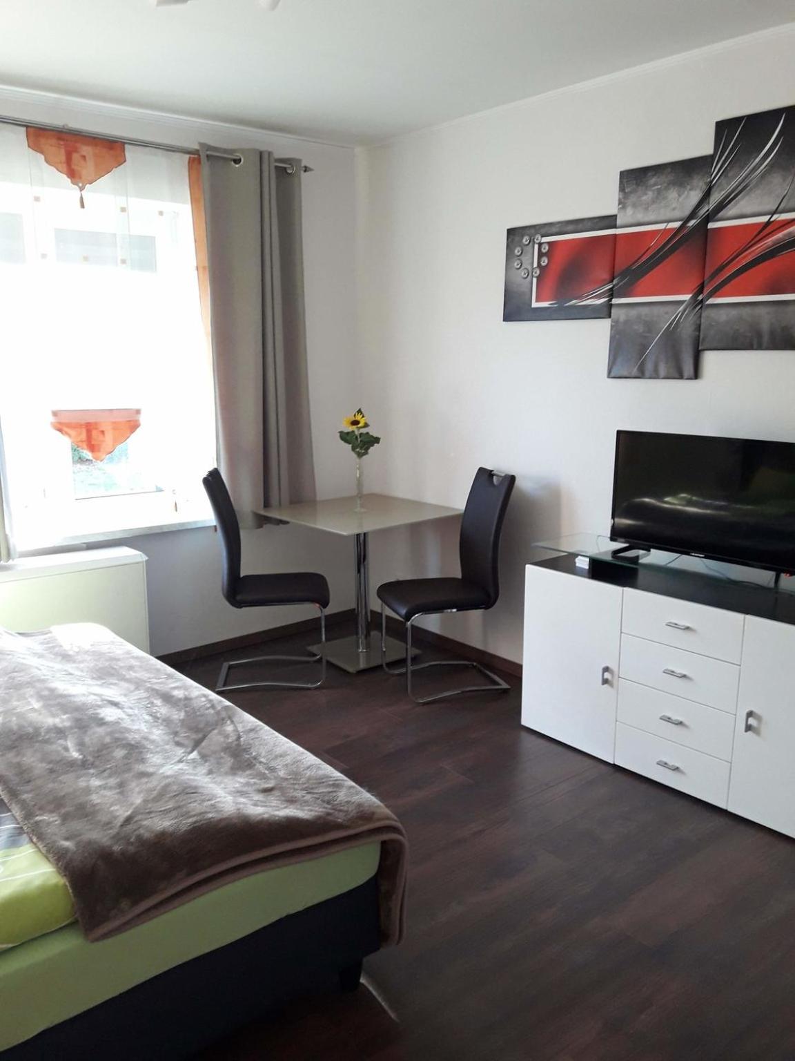 Apartment photo 2