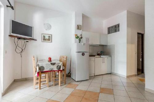 Apartment - Ground Floor photo 1