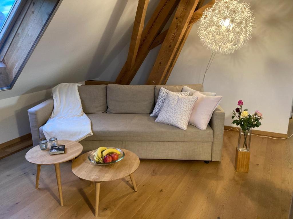Studio Apartment - Photo 25