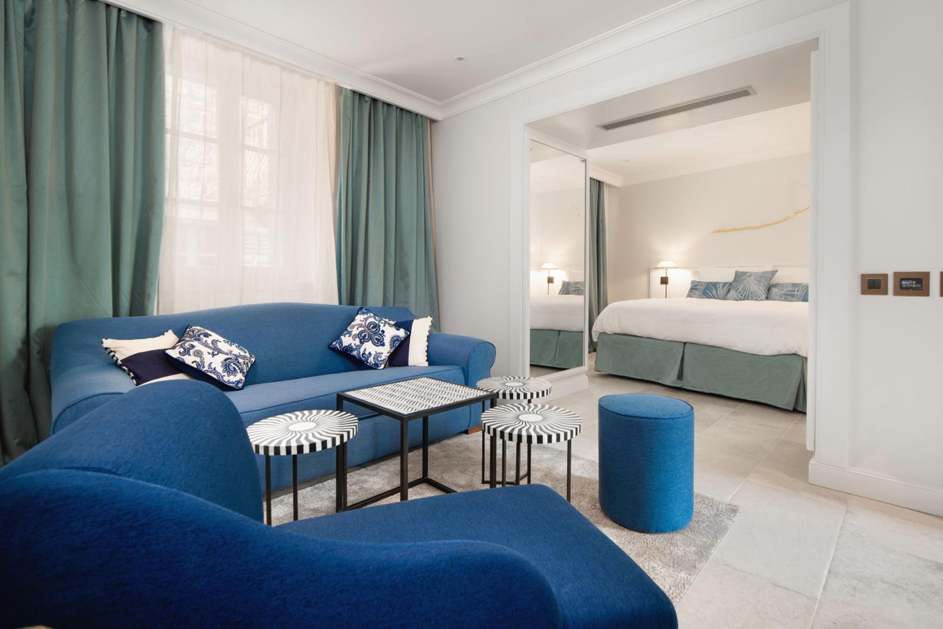 Junior Suite - Photo 1