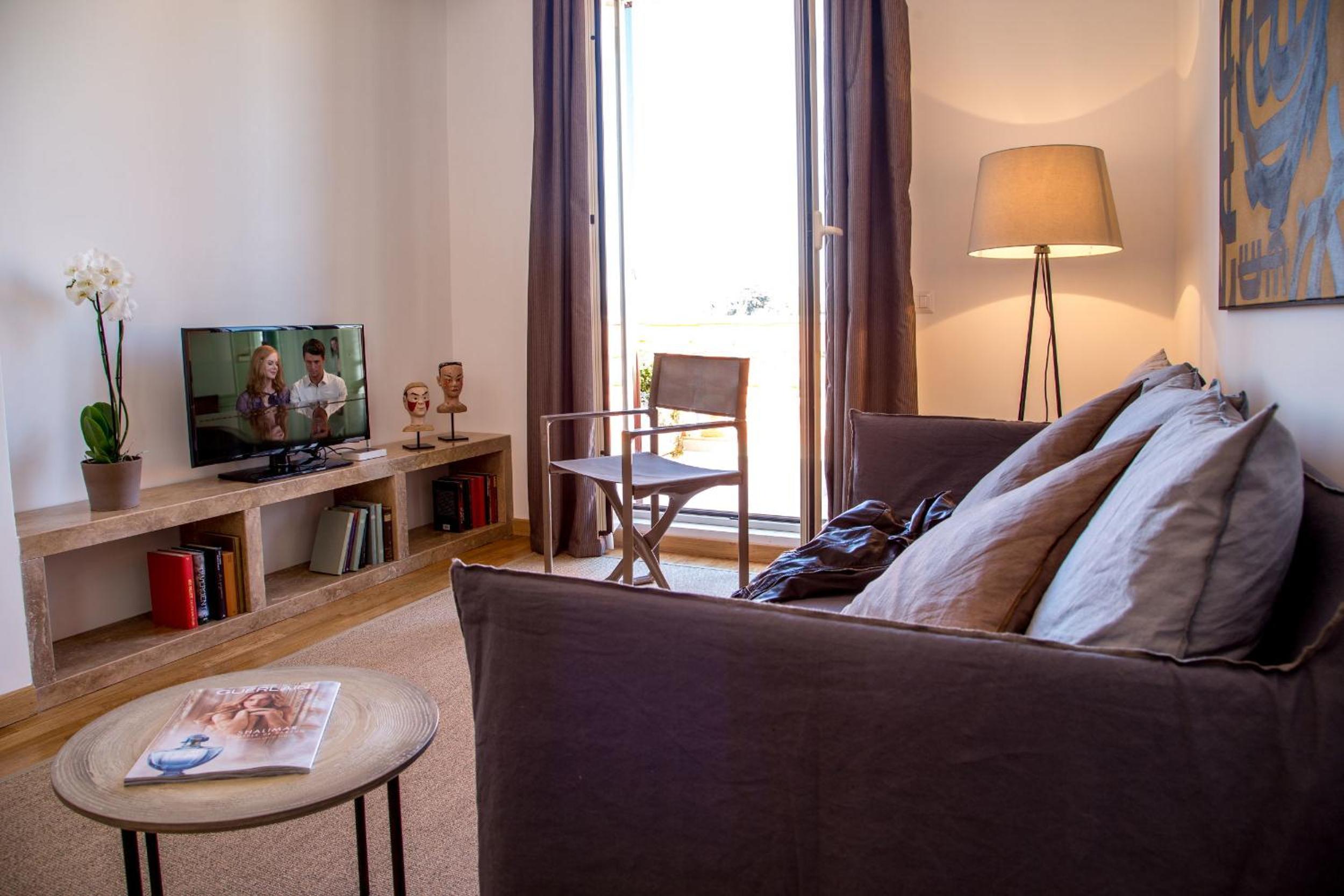 Suite with Balcony photo 3