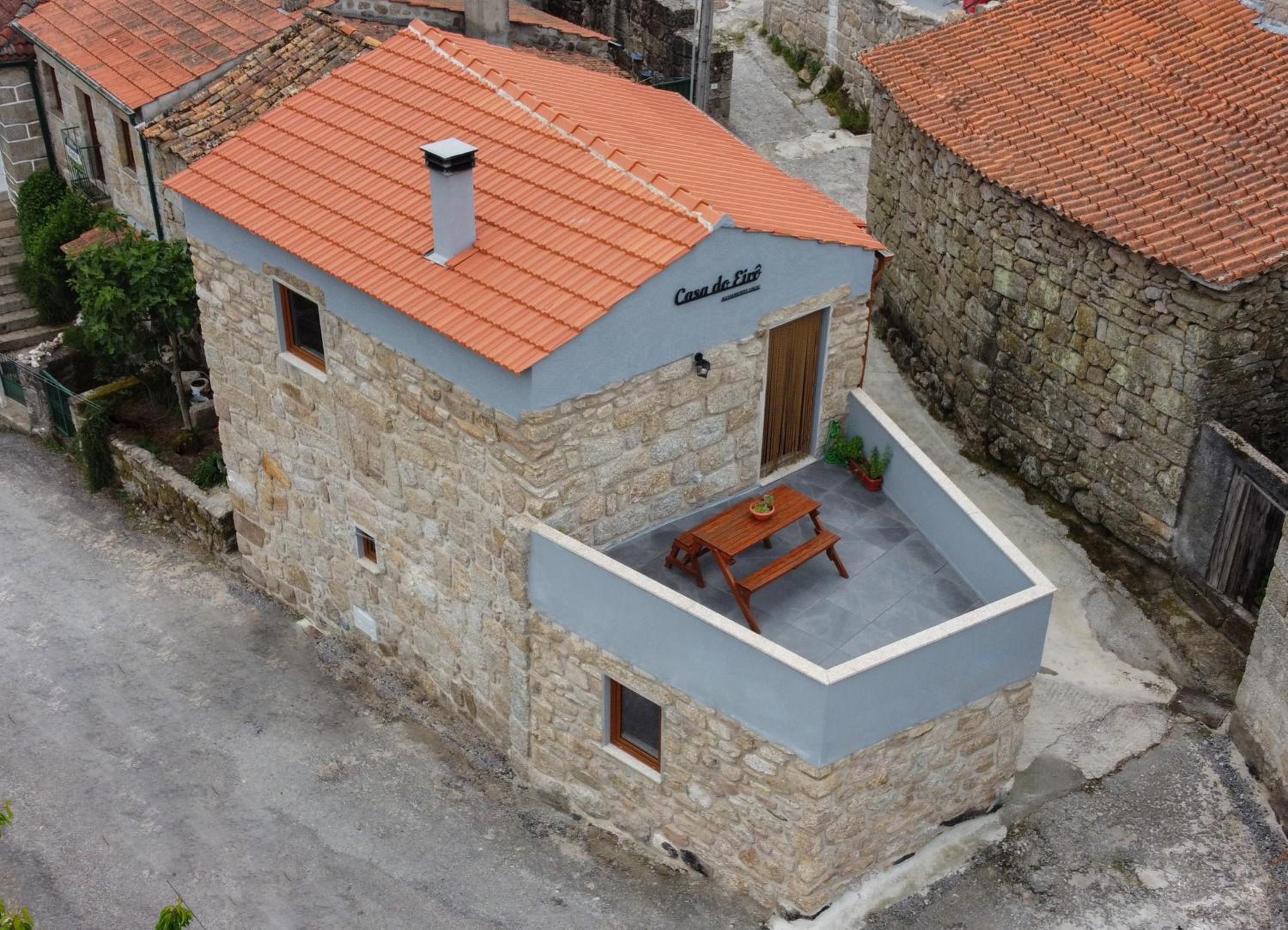 Two-Bedroom House - Photo 19