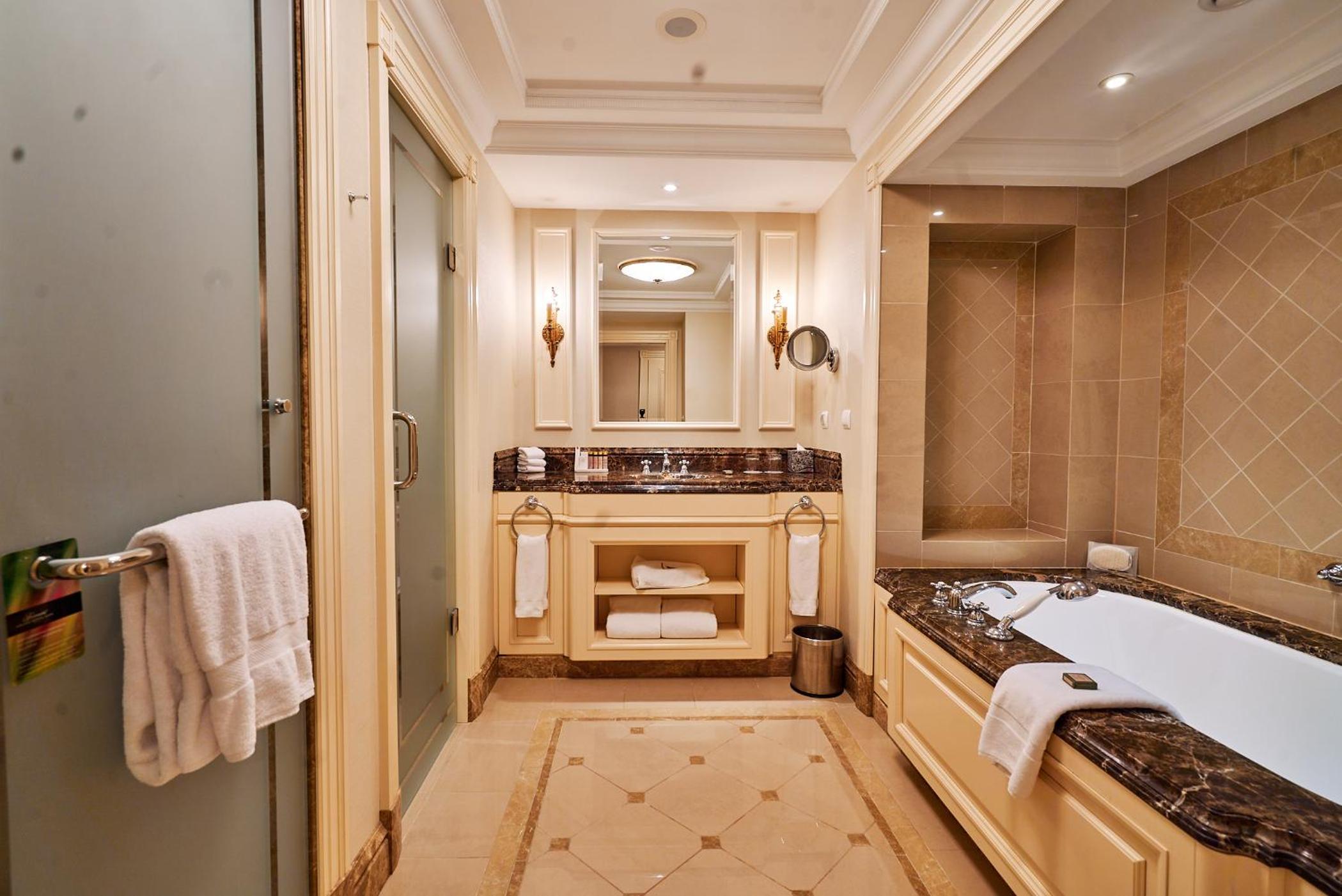Fairmont King - Photo 5