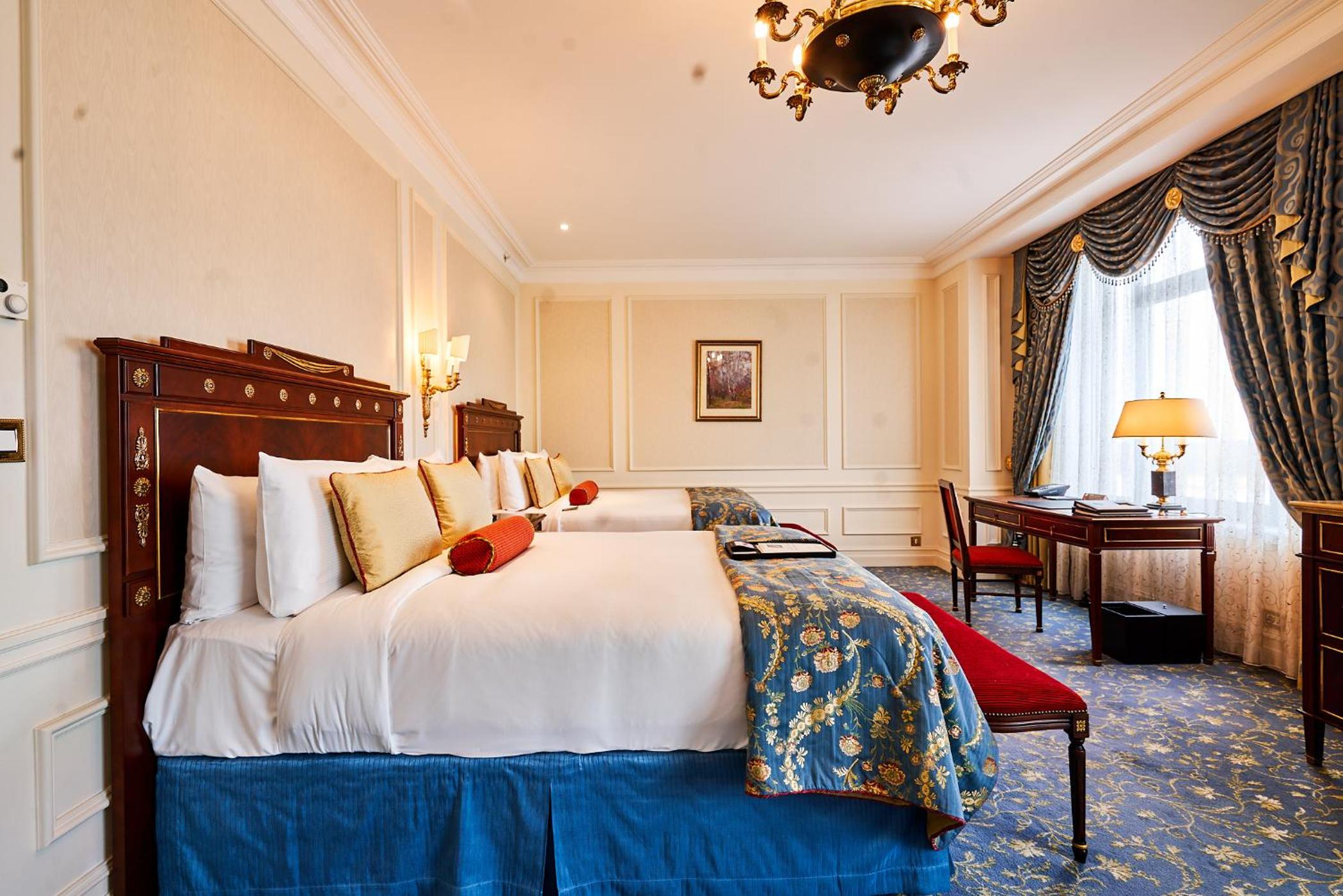 Fairmont 2 Queen Beds - Photo 2
