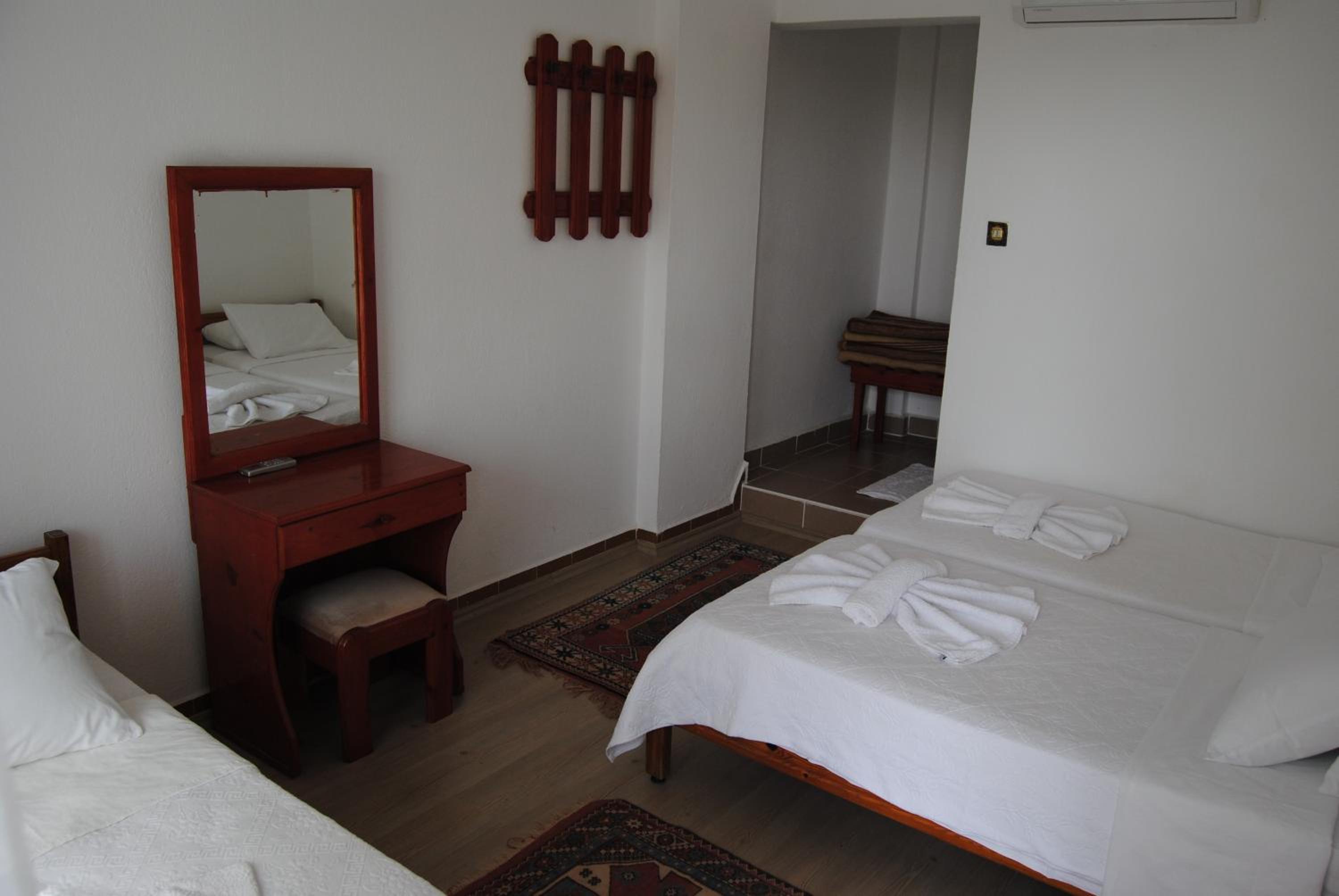 Triple Room photo 2