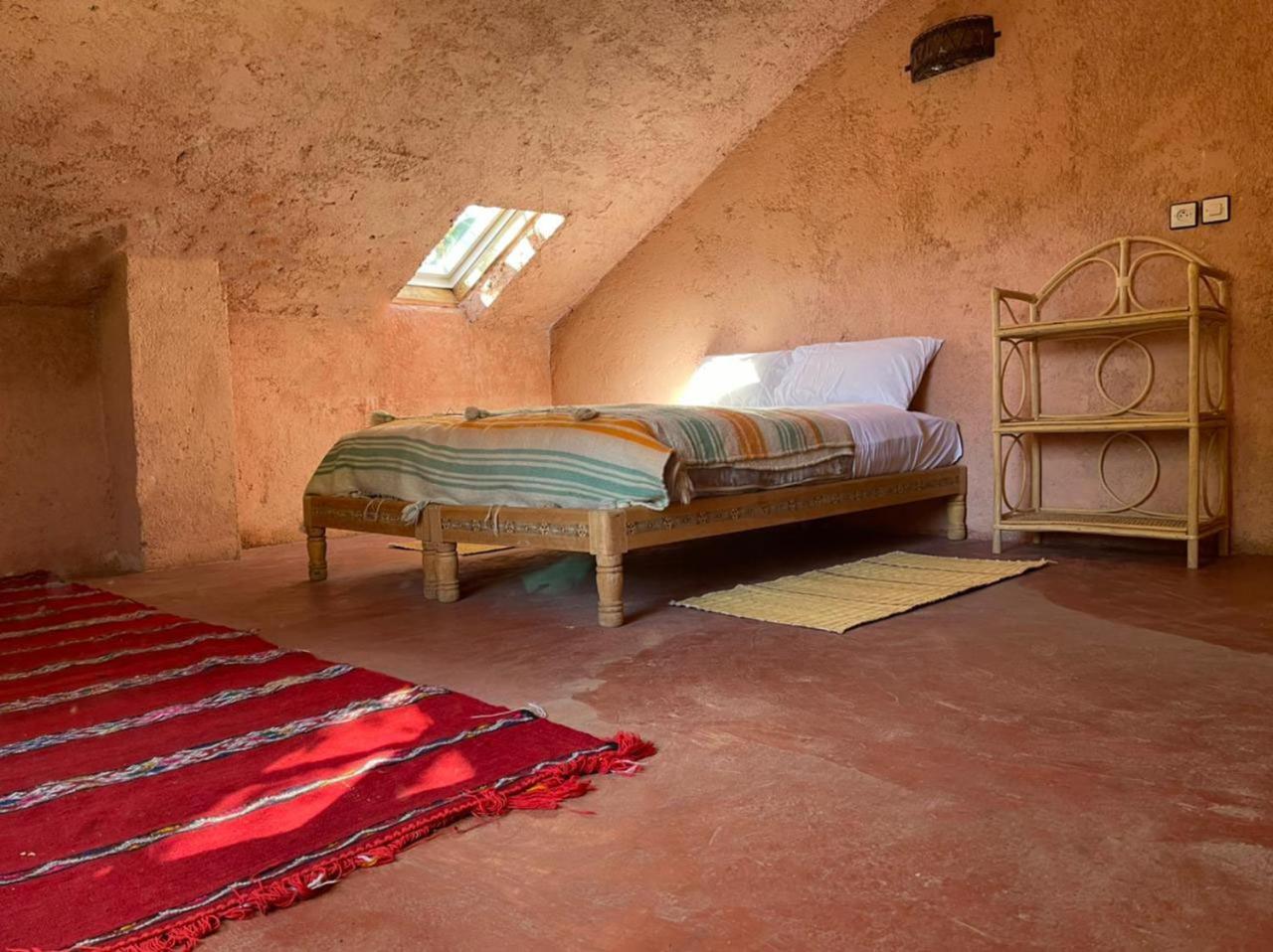 Double Room - Photo 5