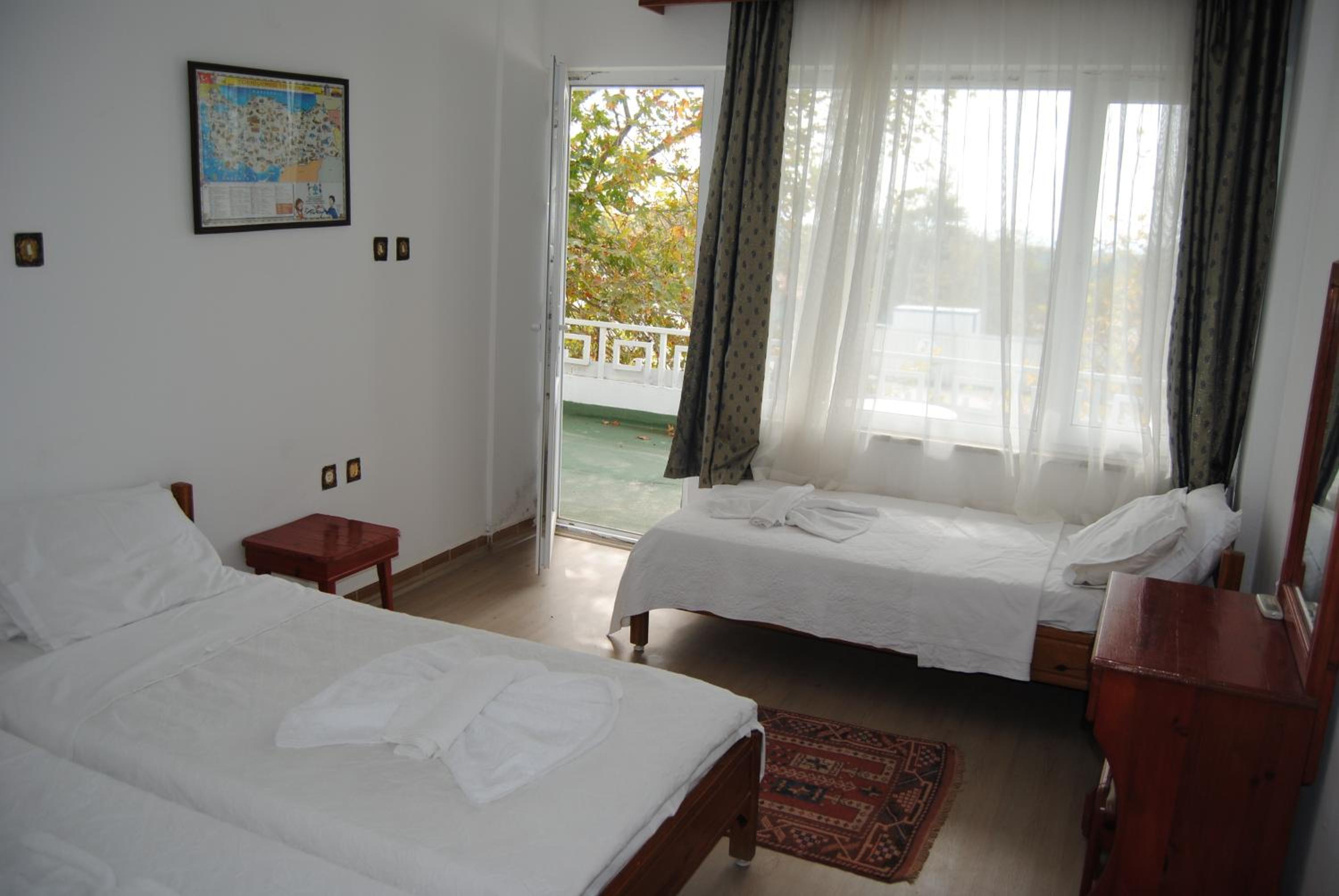 Triple Room photo 3