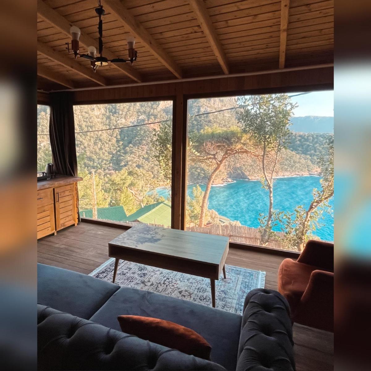 Suite with Sea View photo 2