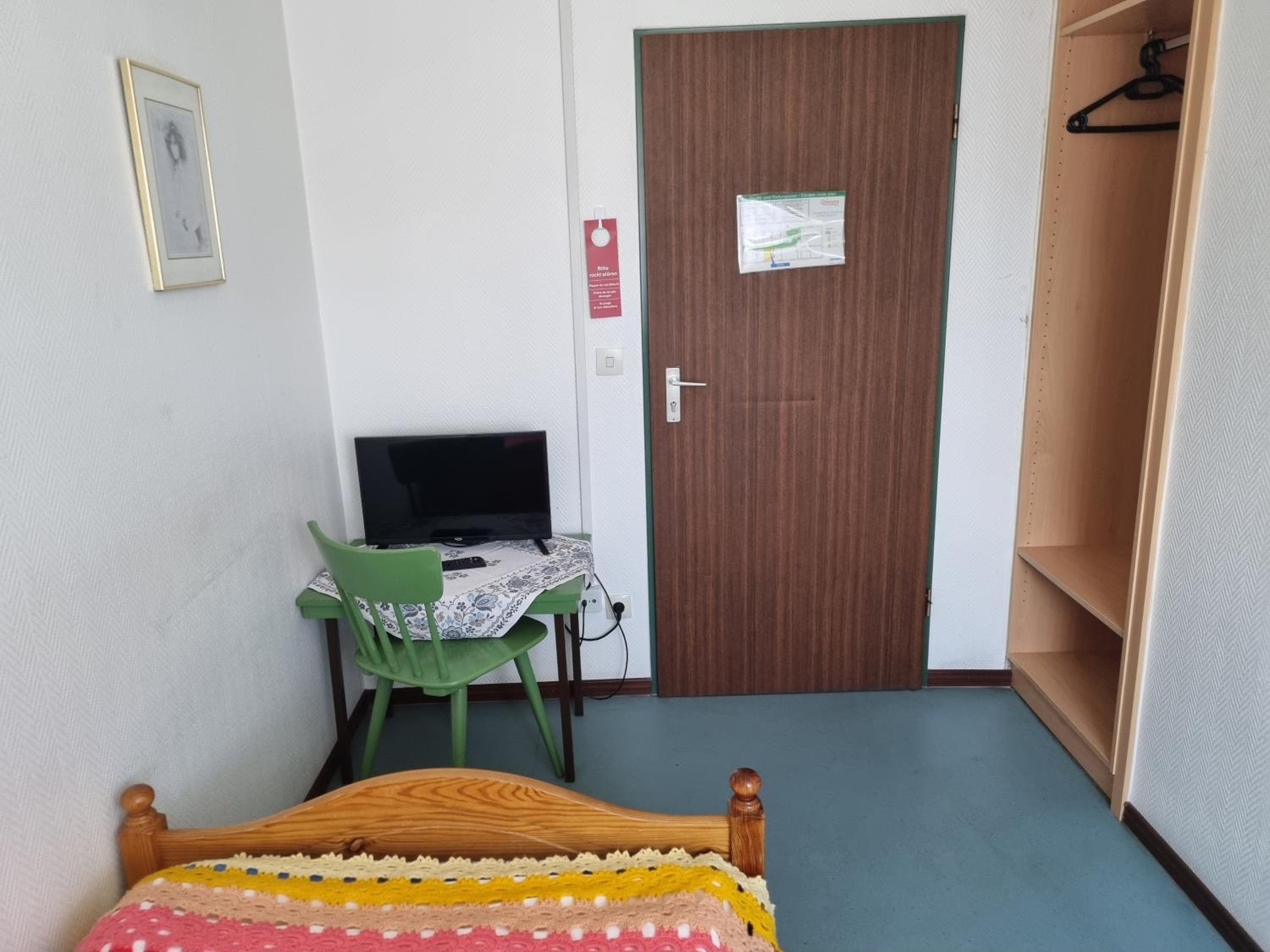 Economy Single Room photo 3