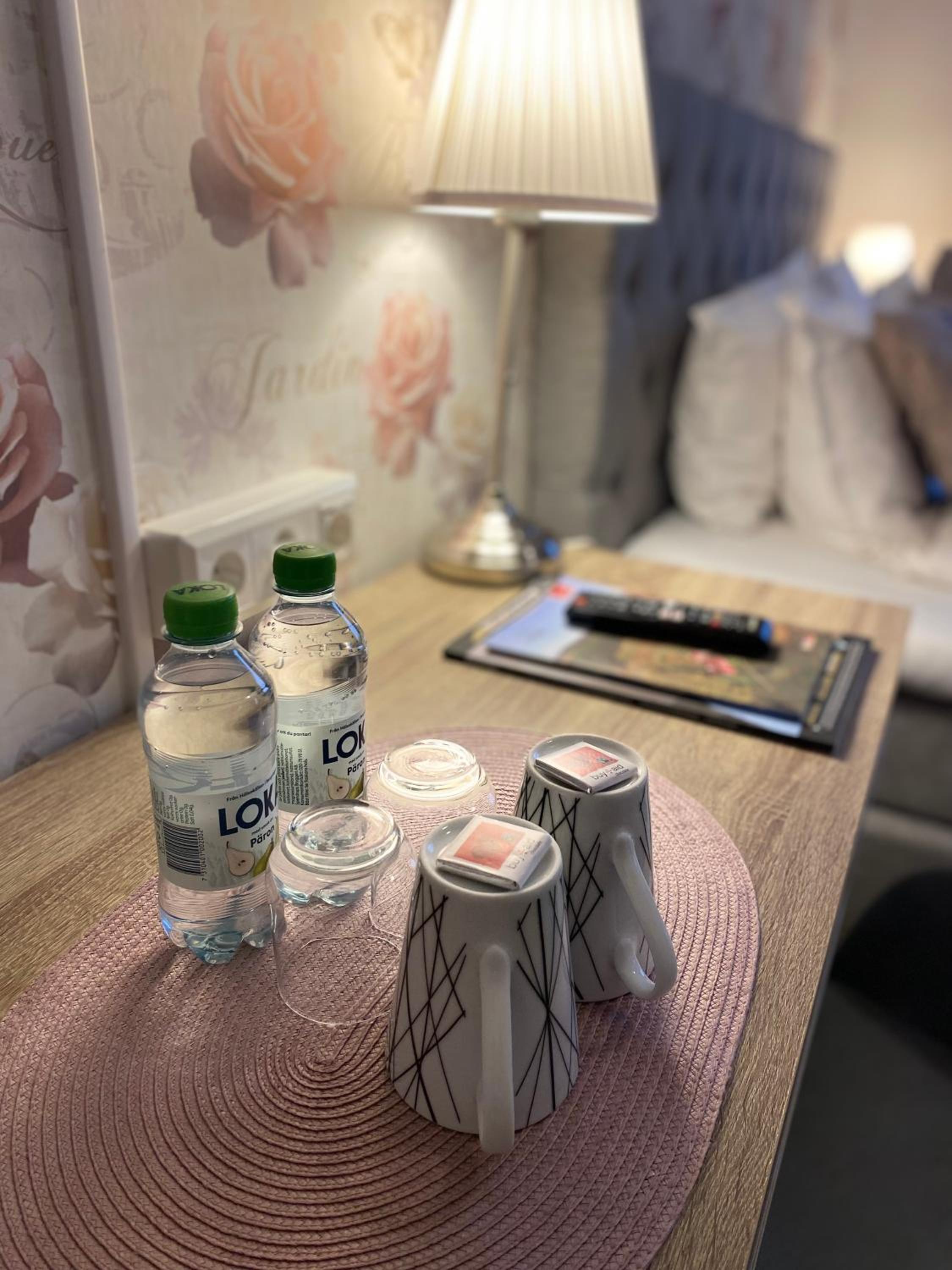 Double Room - Photo 10