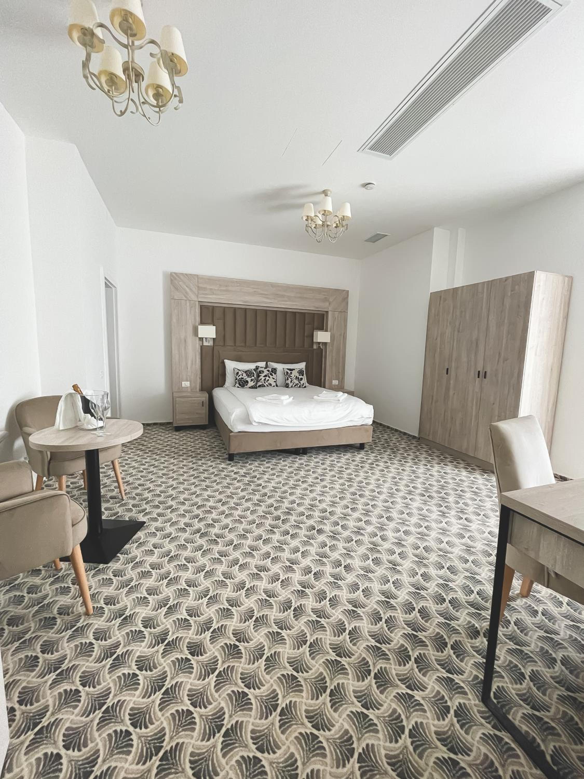Deluxe Apartment - Photo 1