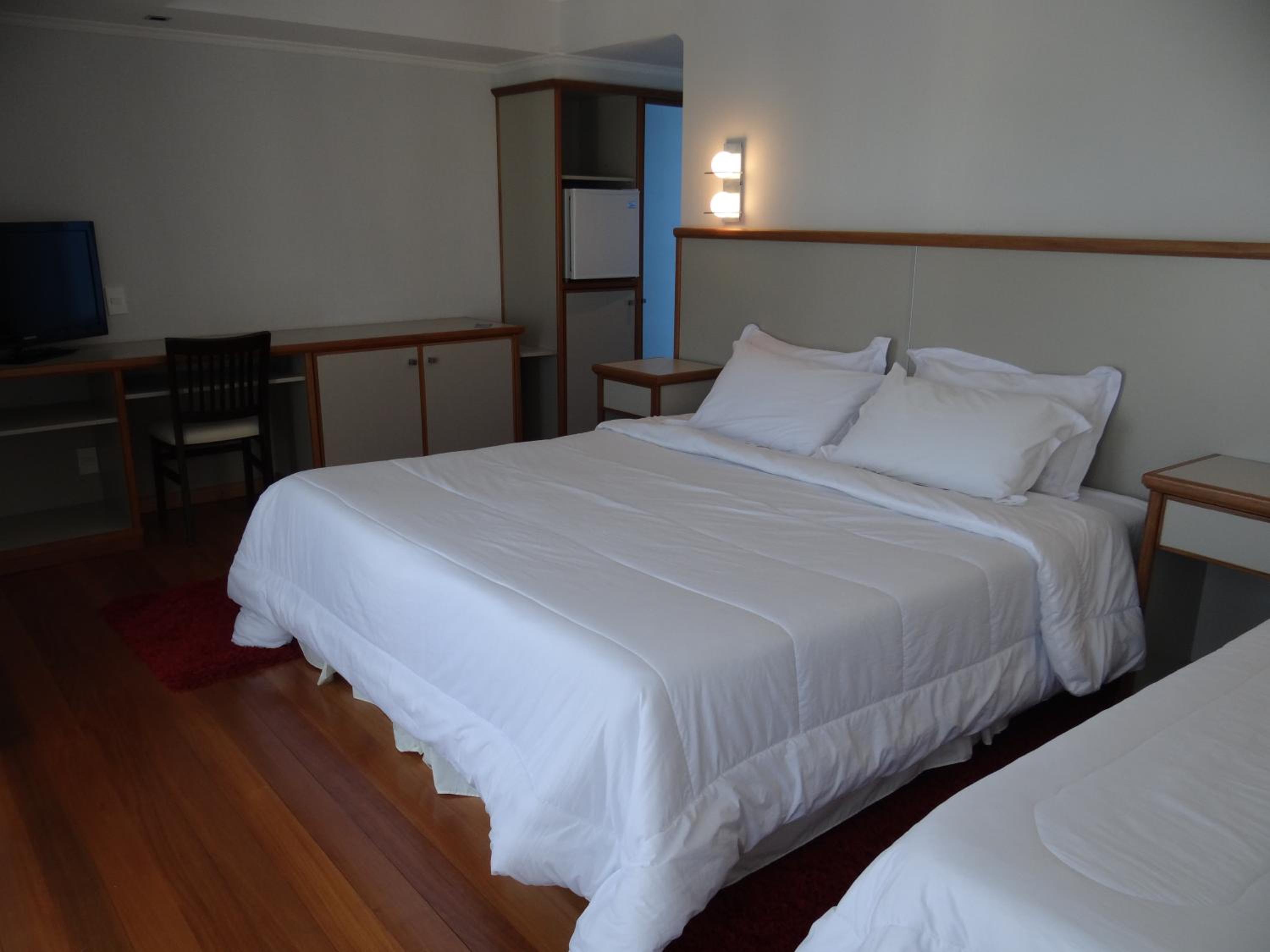 Deluxe Triple Room photo 3