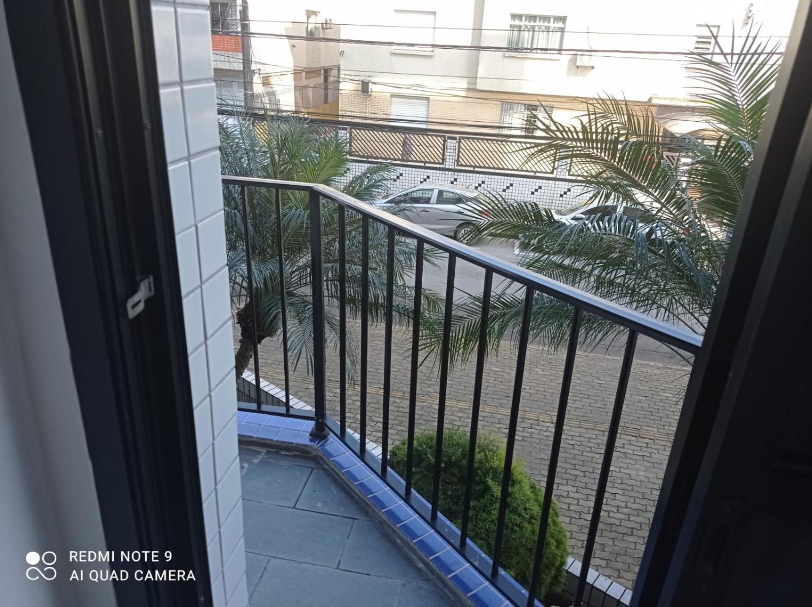 Apartment with Balcony - Photo 20