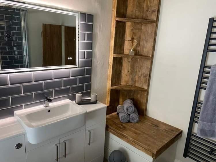 One-Bedroom House photo 3