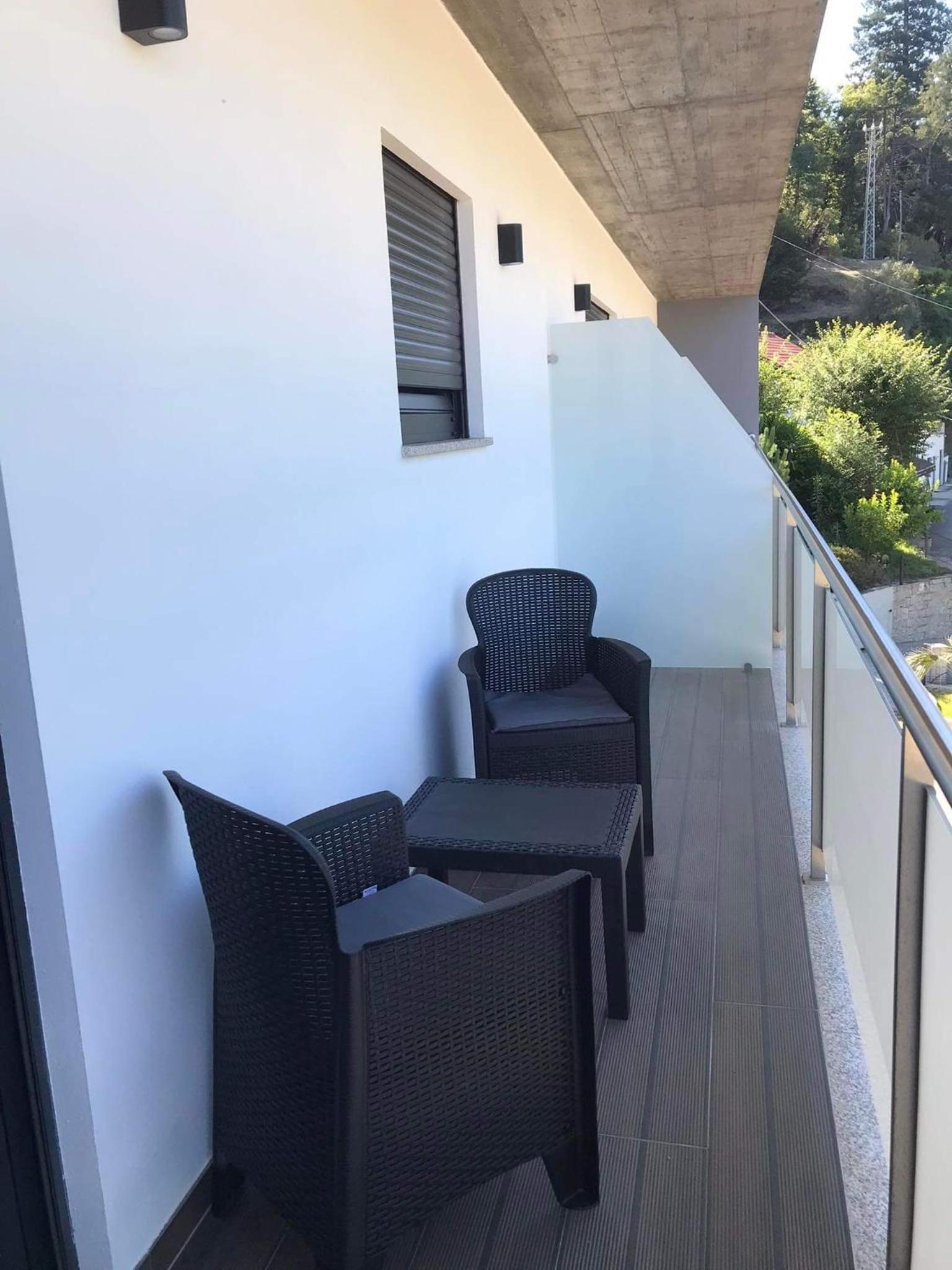 Double Room with Balcony - Photo 7