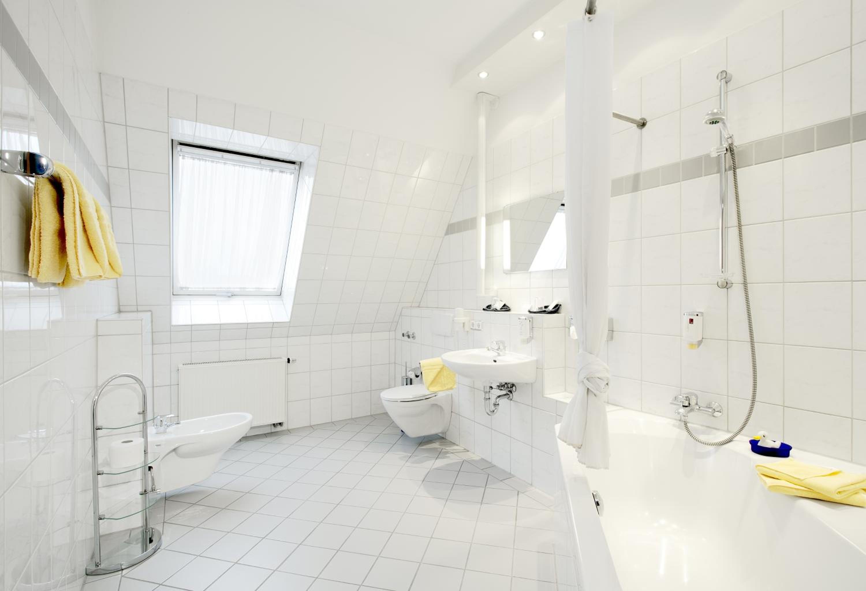 First Class Double Room - Photo 3