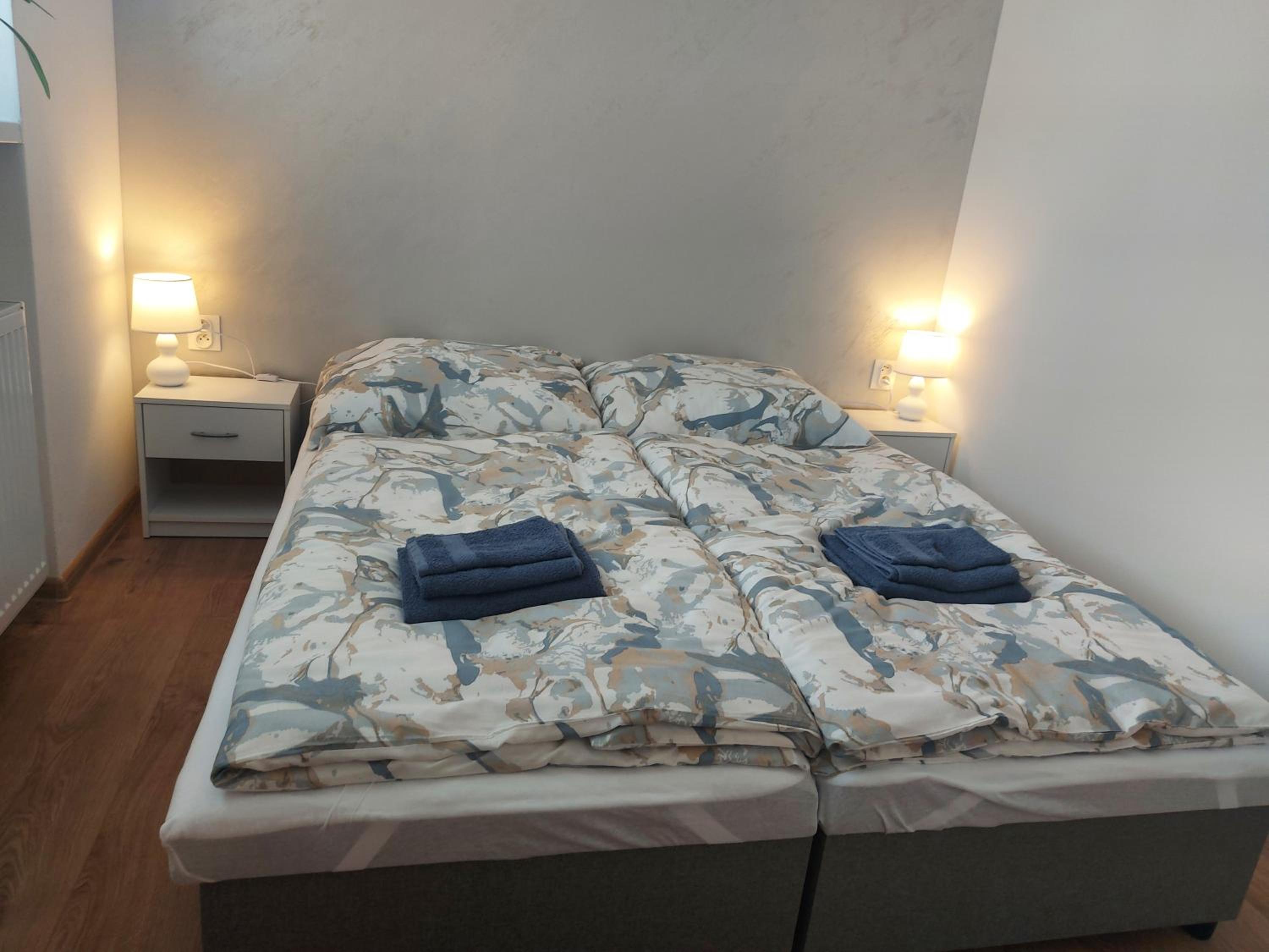 Two-Bedroom Apartment - Photo 5