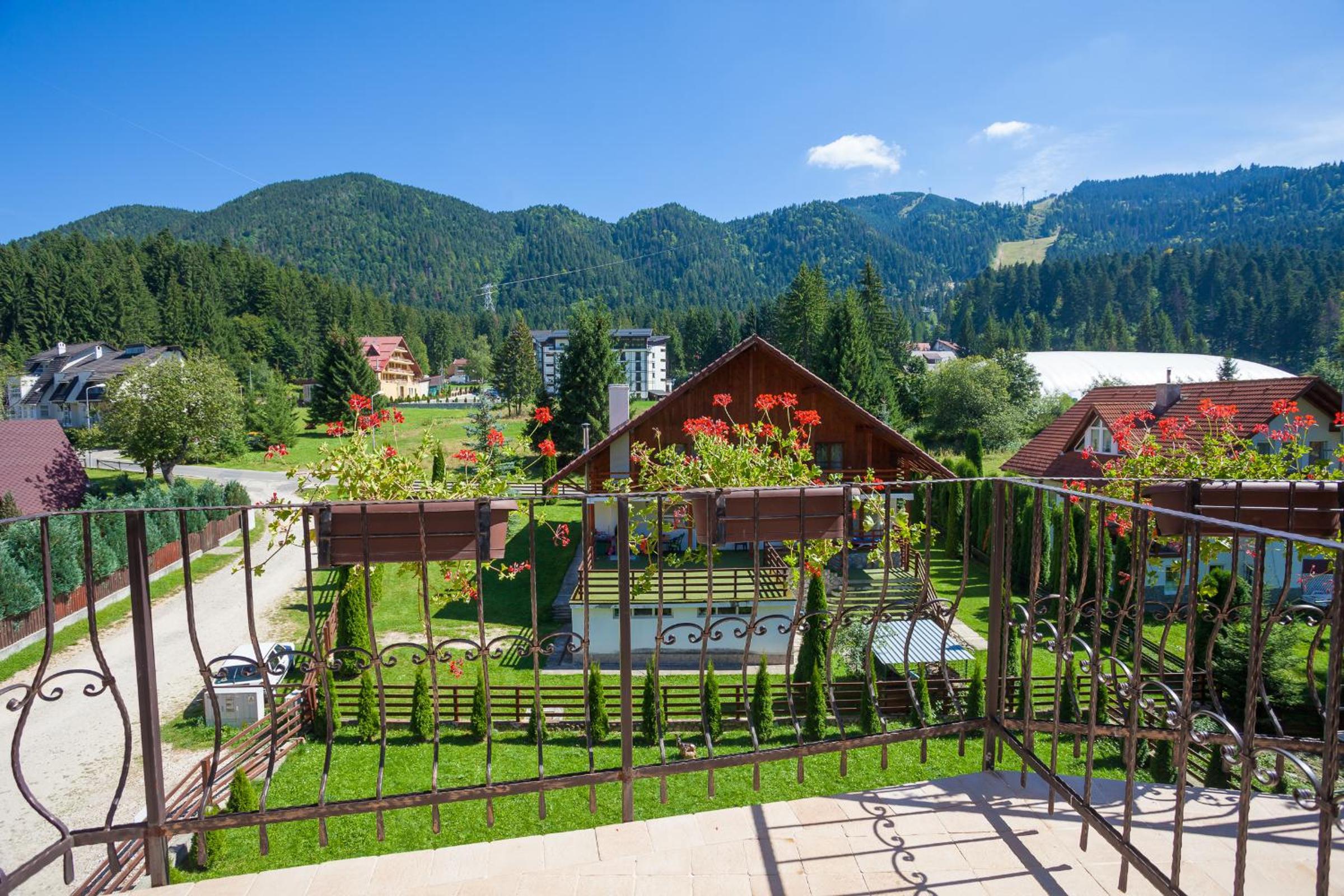 Superior Double Room with Mountain View - Photo 4