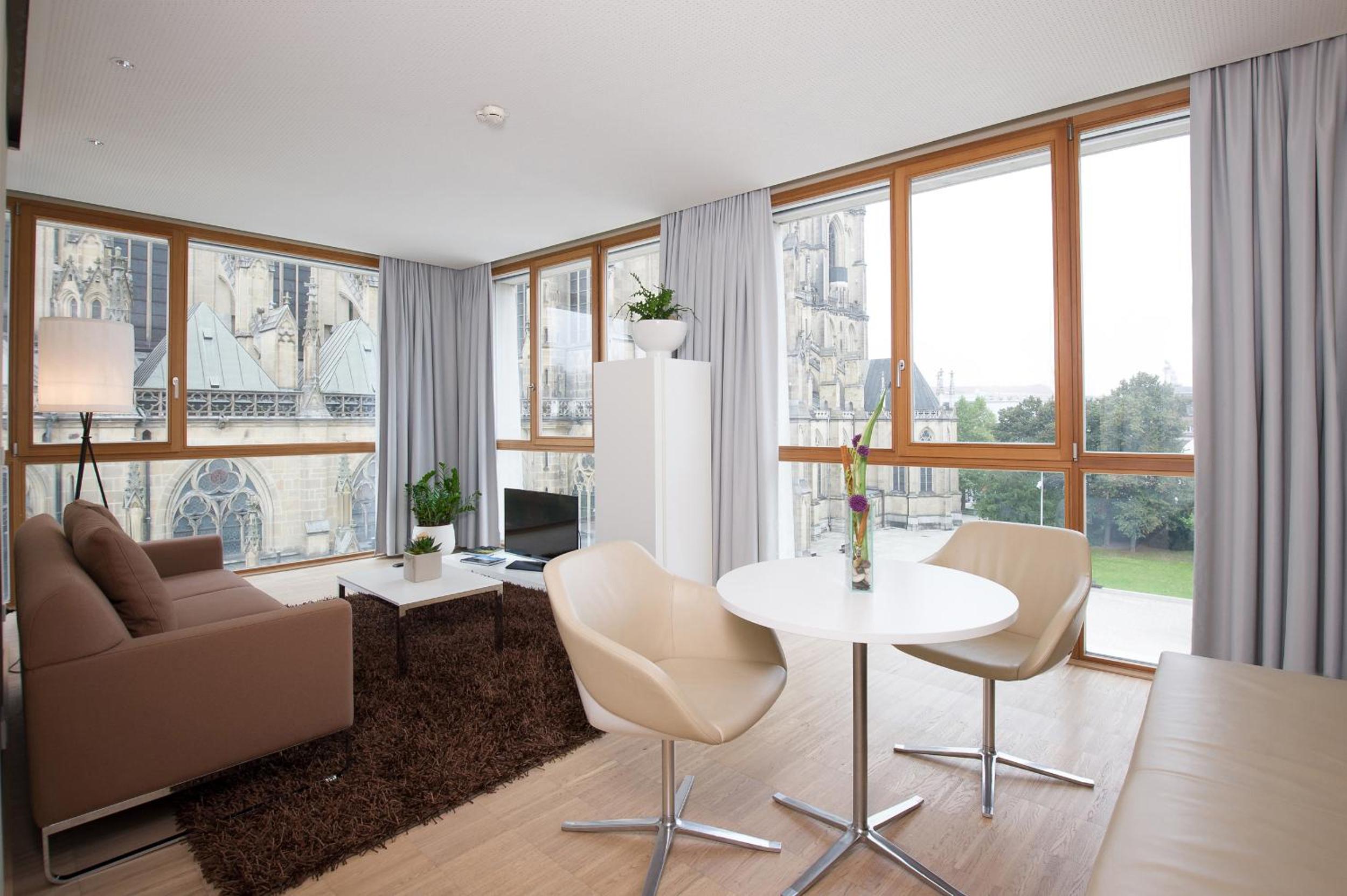 Suite photo 1