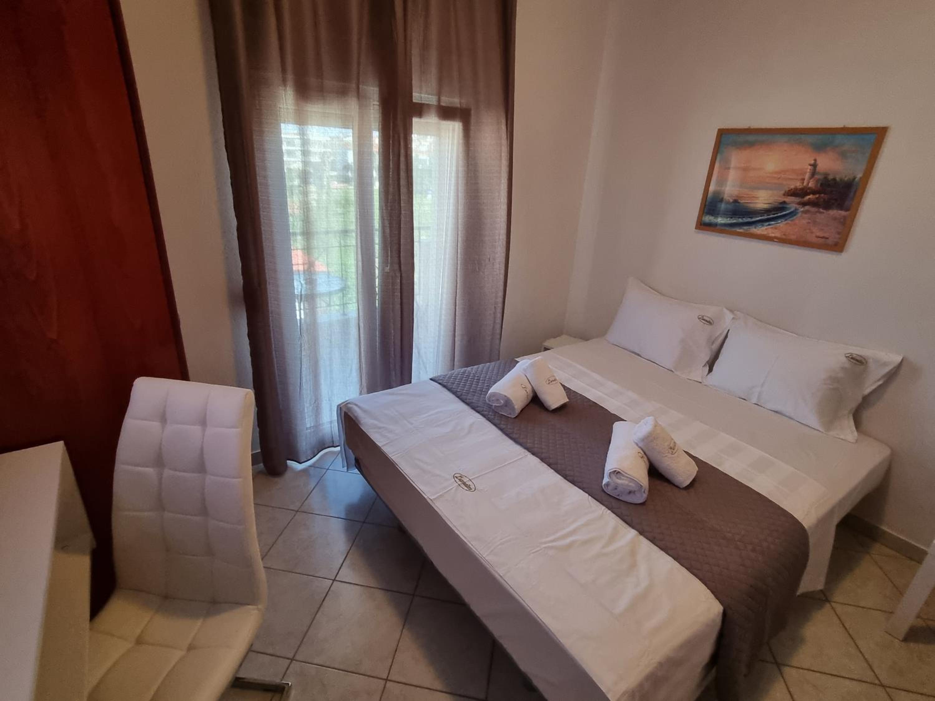 Superior Suite - Photo 6