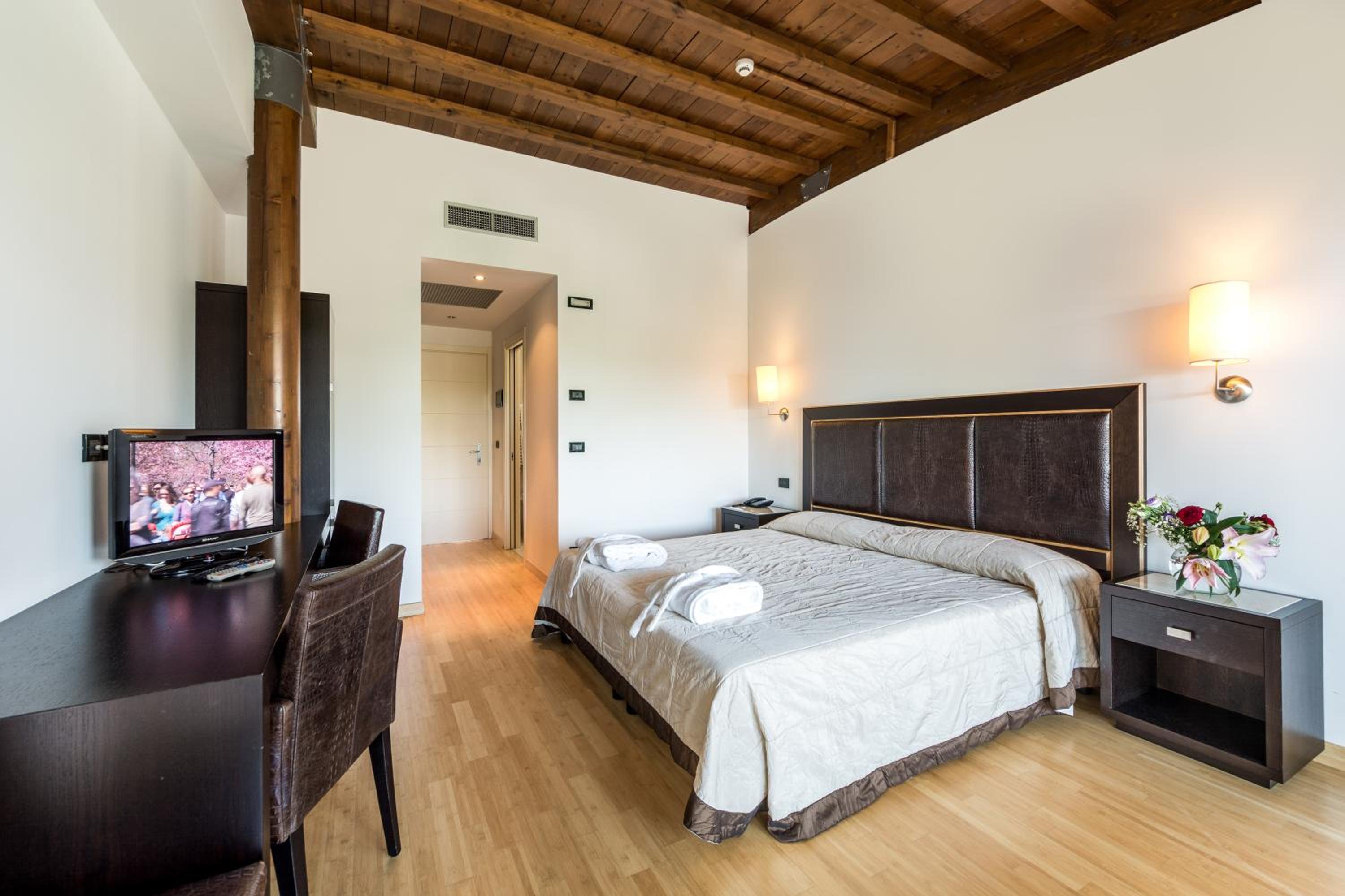 Superior Double Room photo 1