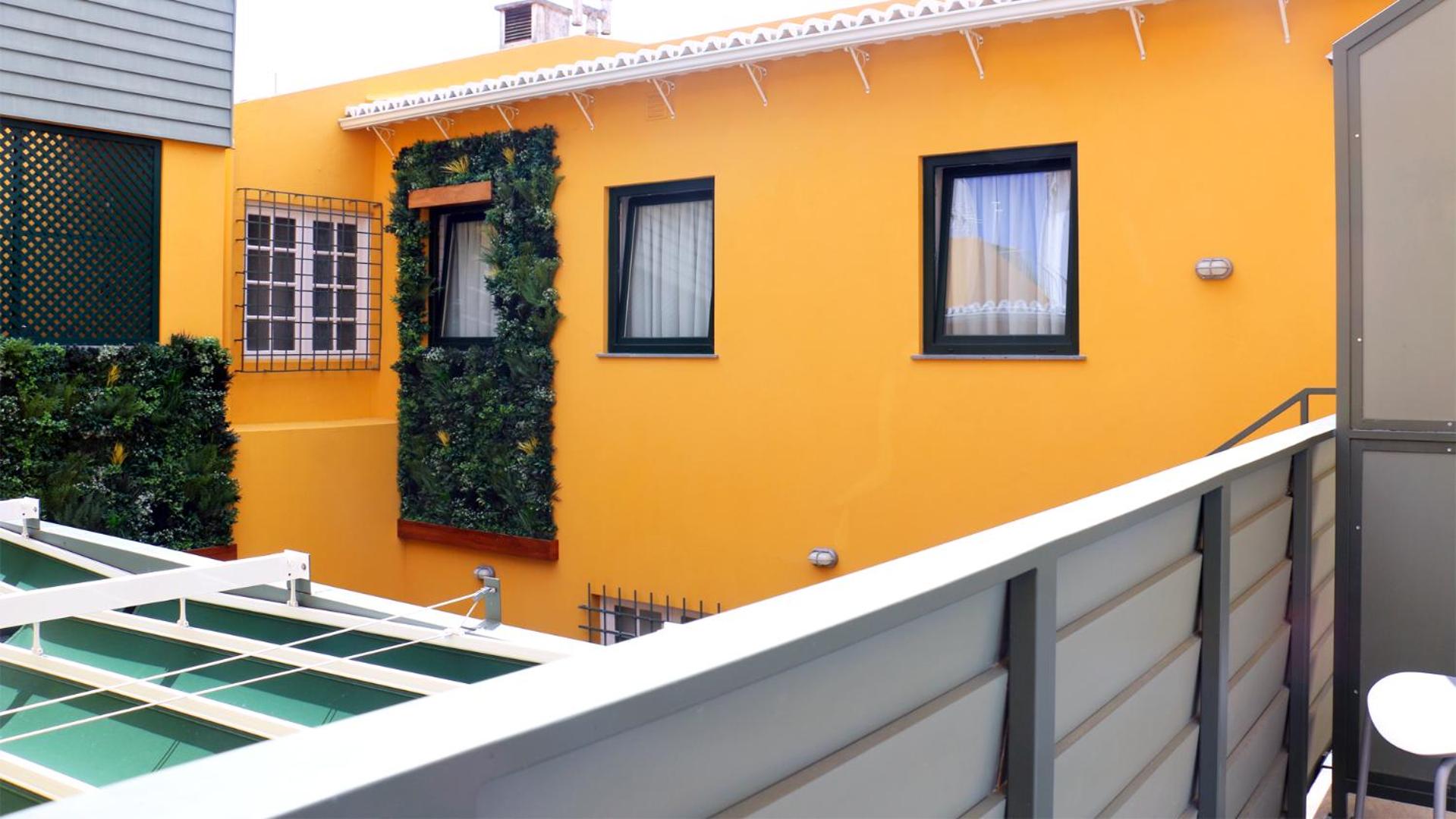 Double Room with Balcony - Photo 5