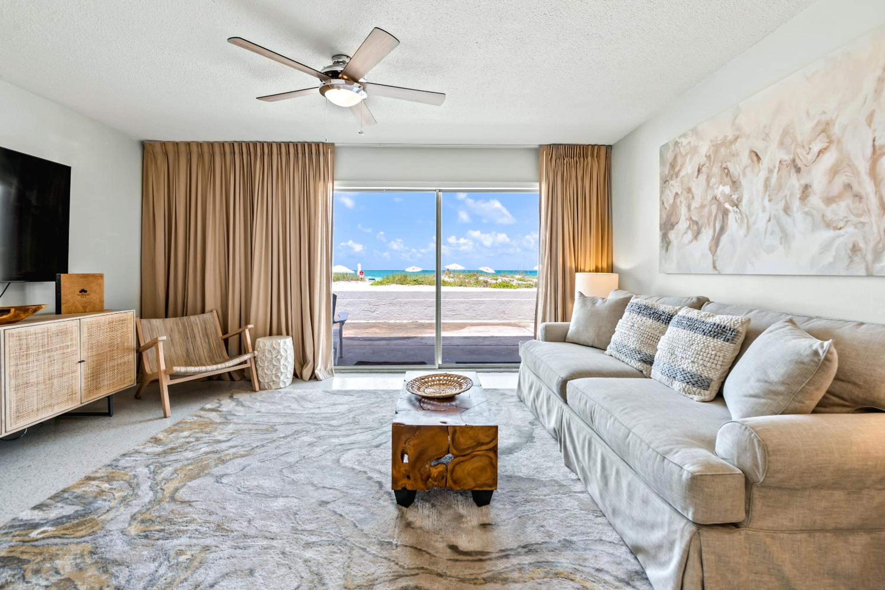 Beachfront One Bedroom King Suite photo 1