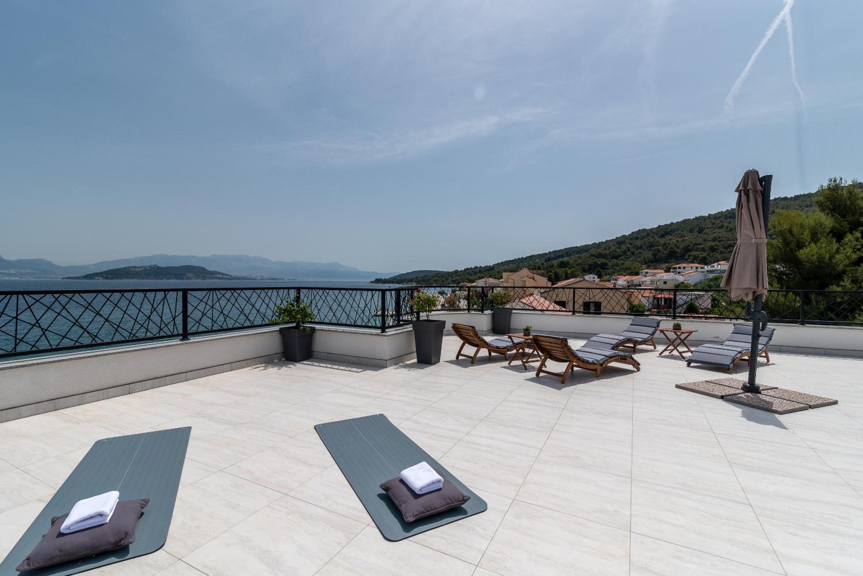 Apartment with Sea View photo 1