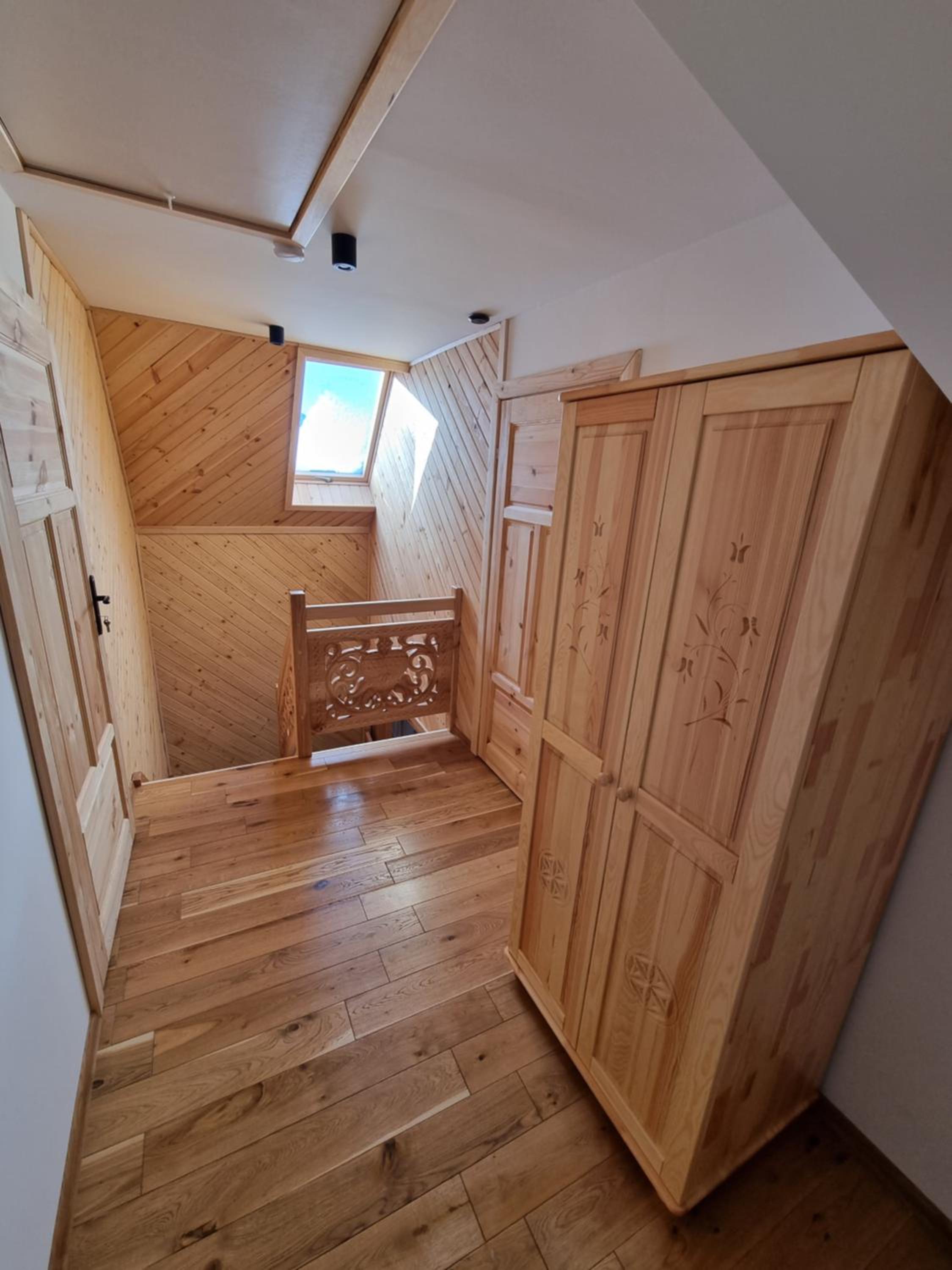 Three-Bedroom House - Photo 18