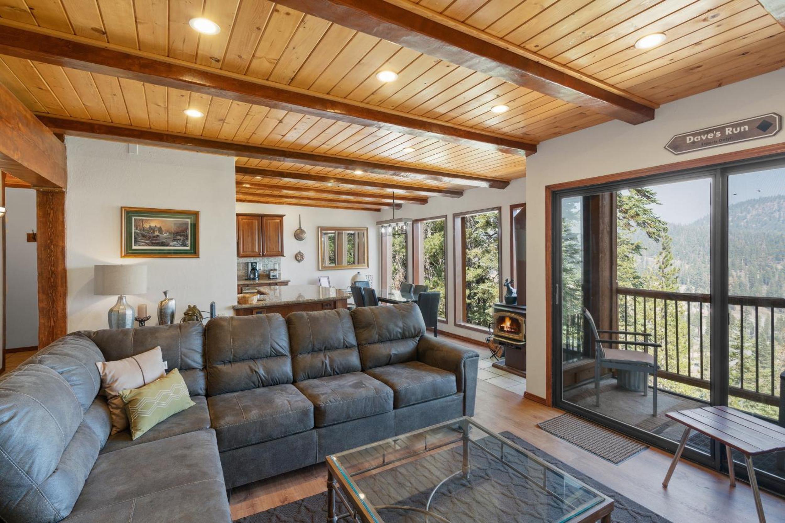 Superior Apartment photo 3
