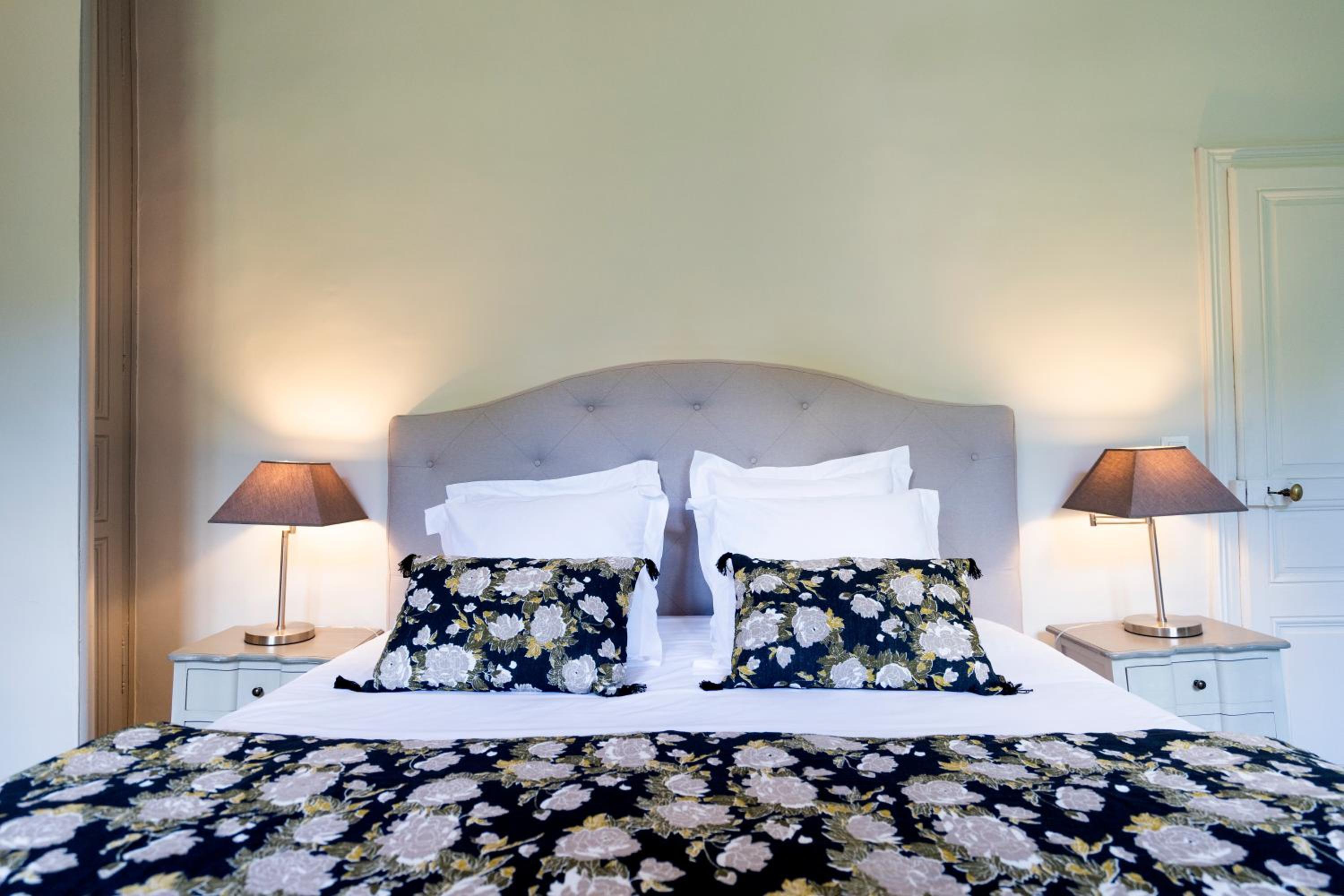 King Room with Garden View - Photo 2