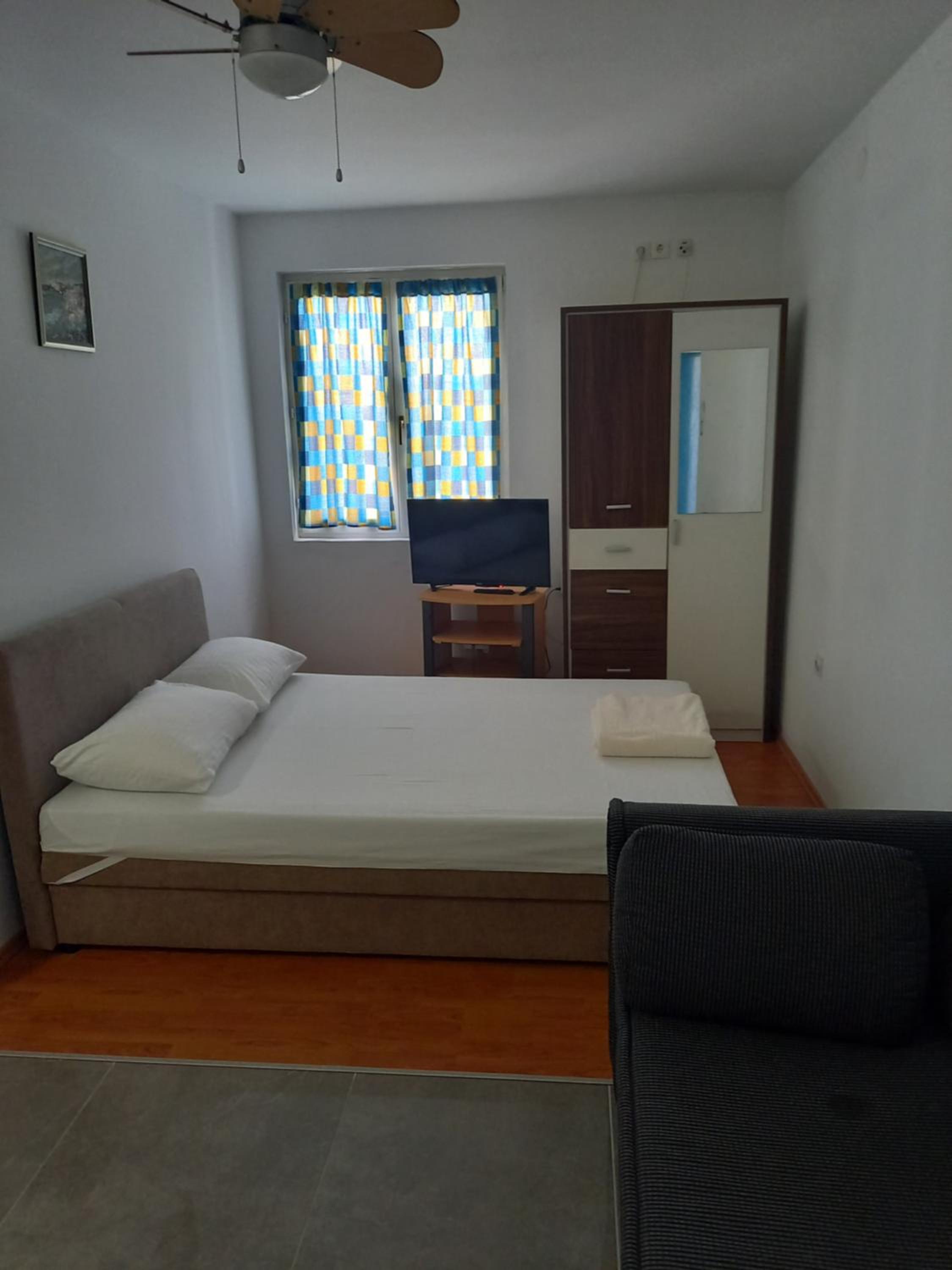 Studio Apartment photo 3
