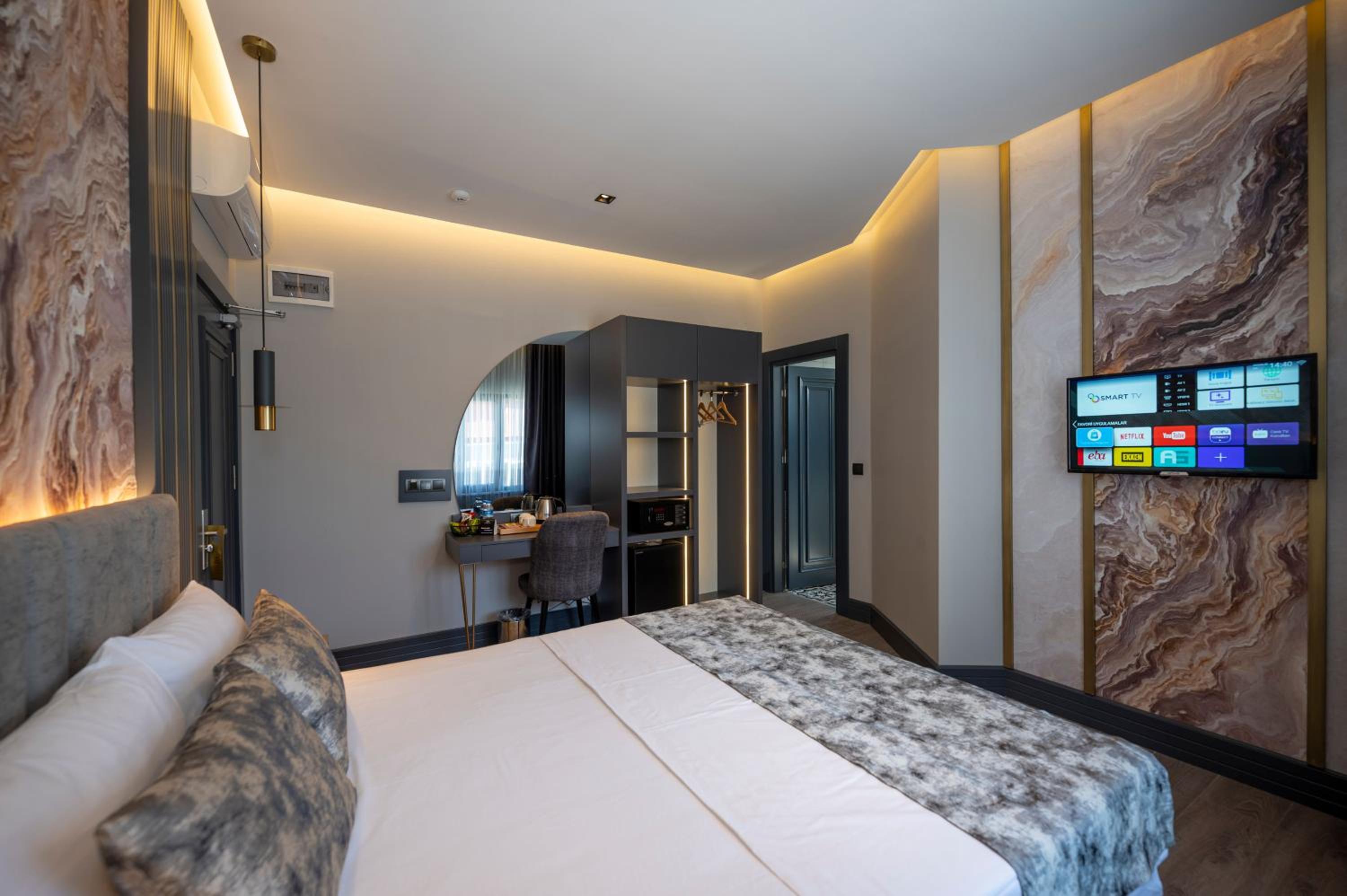Superior Double Room - Photo 17