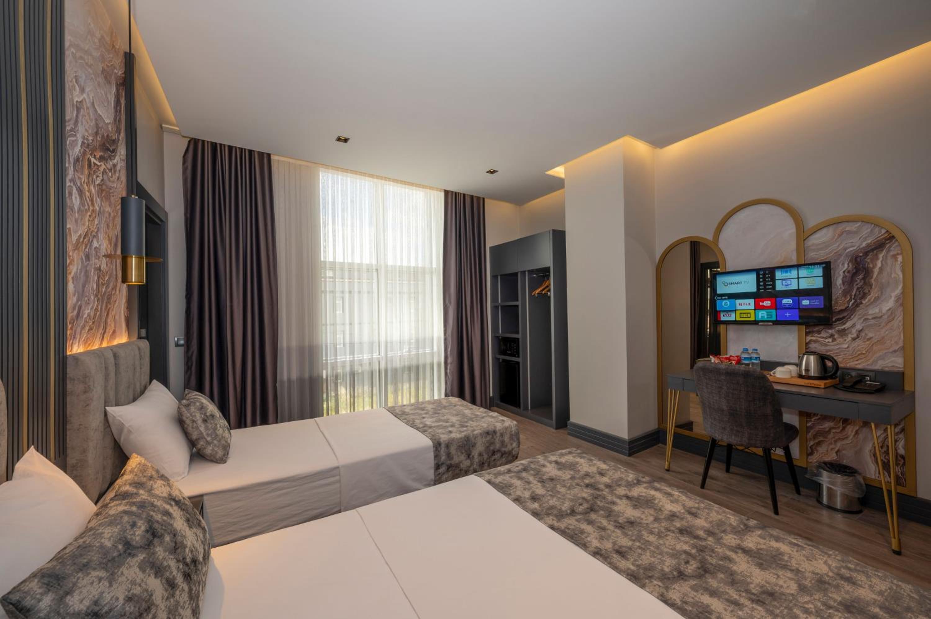 Superior Triple Room - Photo 17