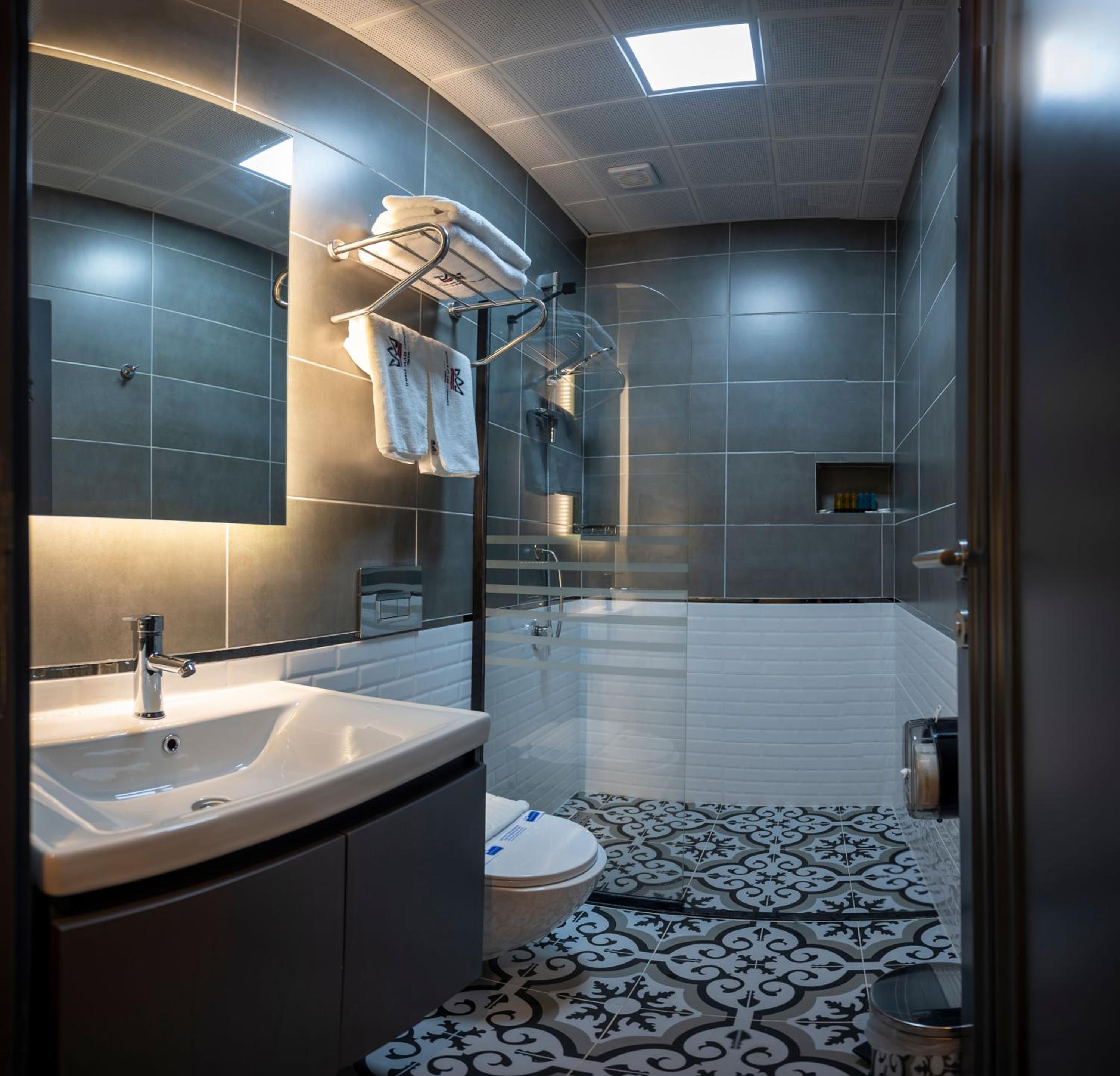Superior Double Room - Photo 3