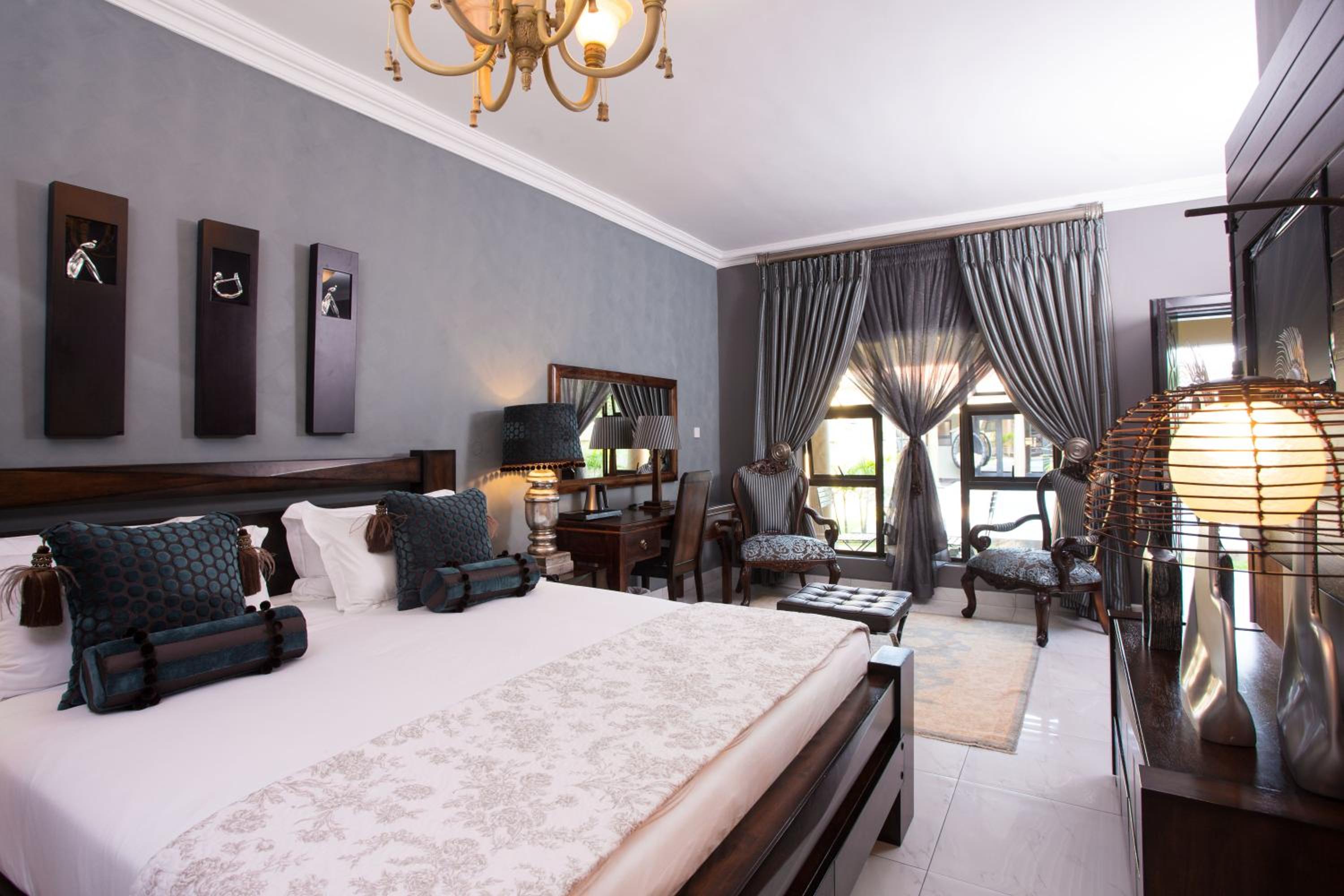 Executive Suite photo 1