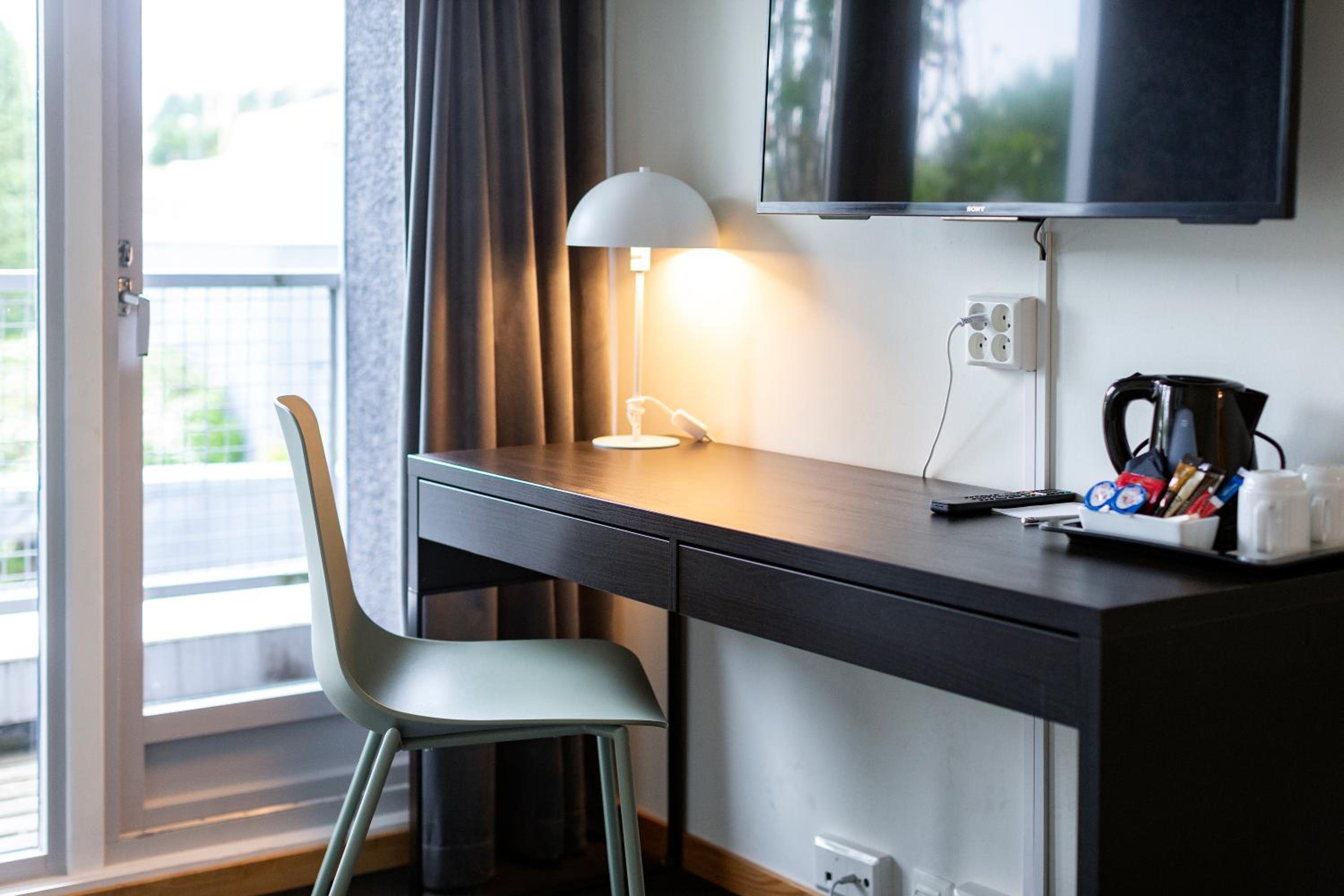 Business Double Room with Sofa Bed - Non-Smoking