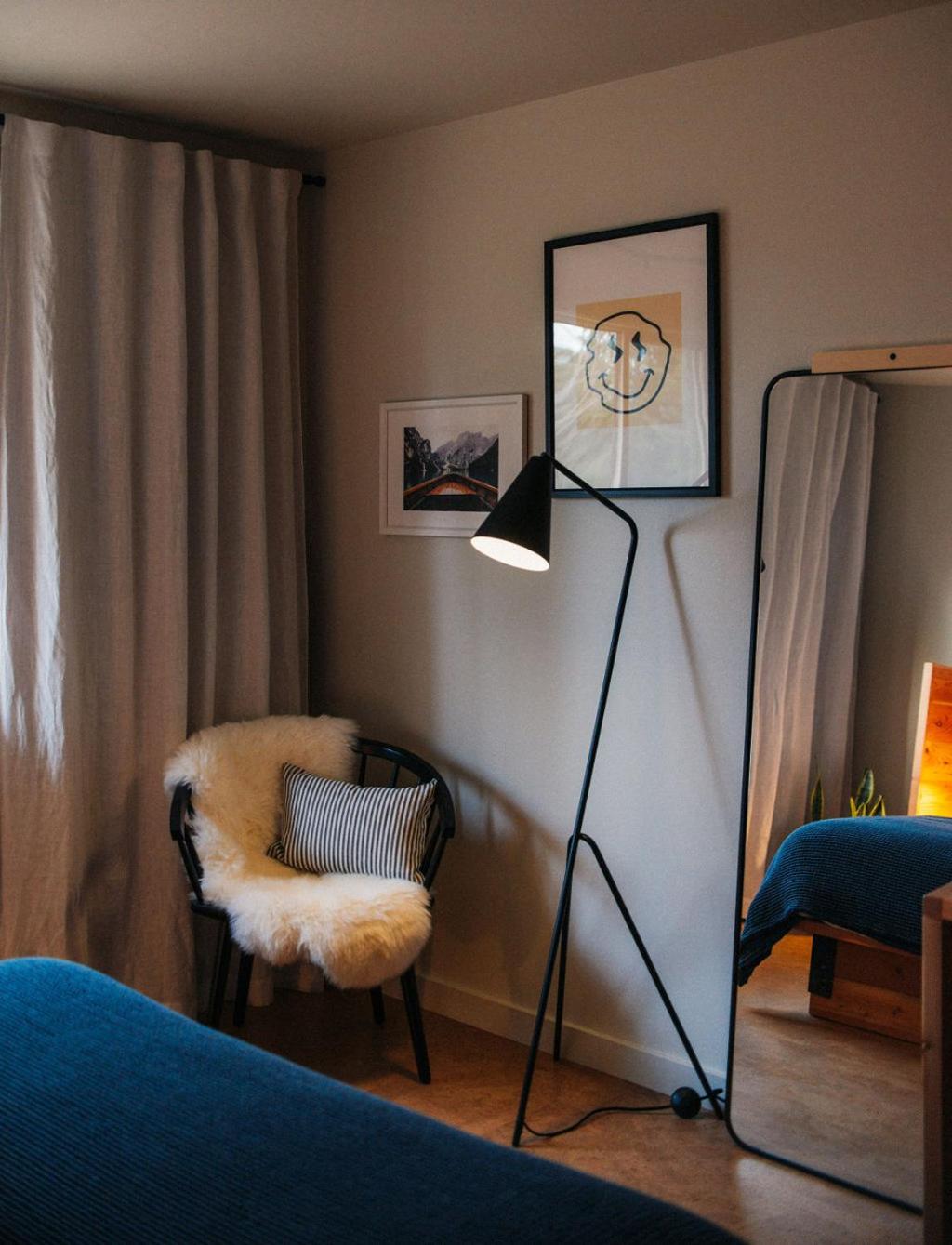 Queen Room photo 1