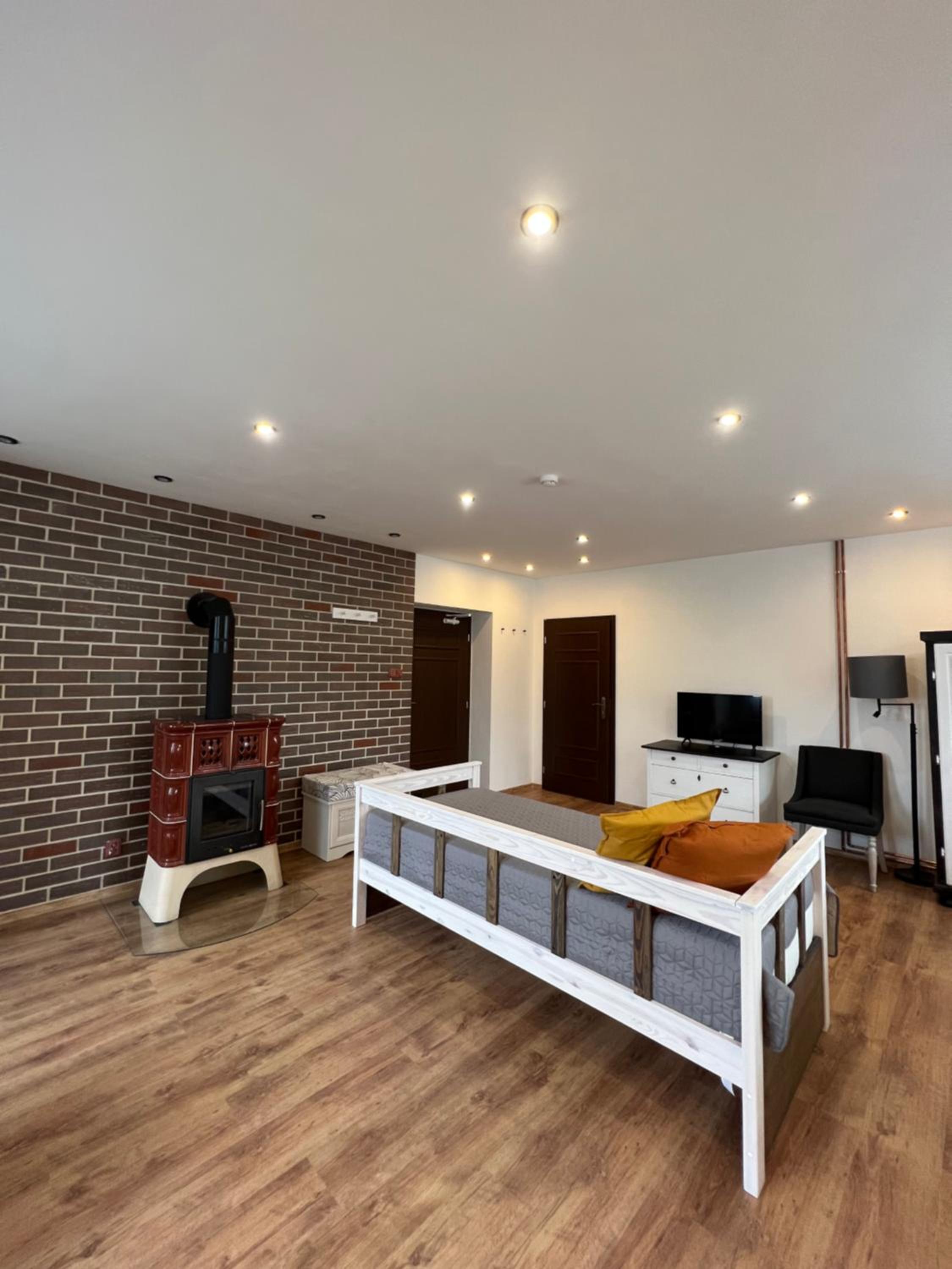Deluxe Suite - Photo 5