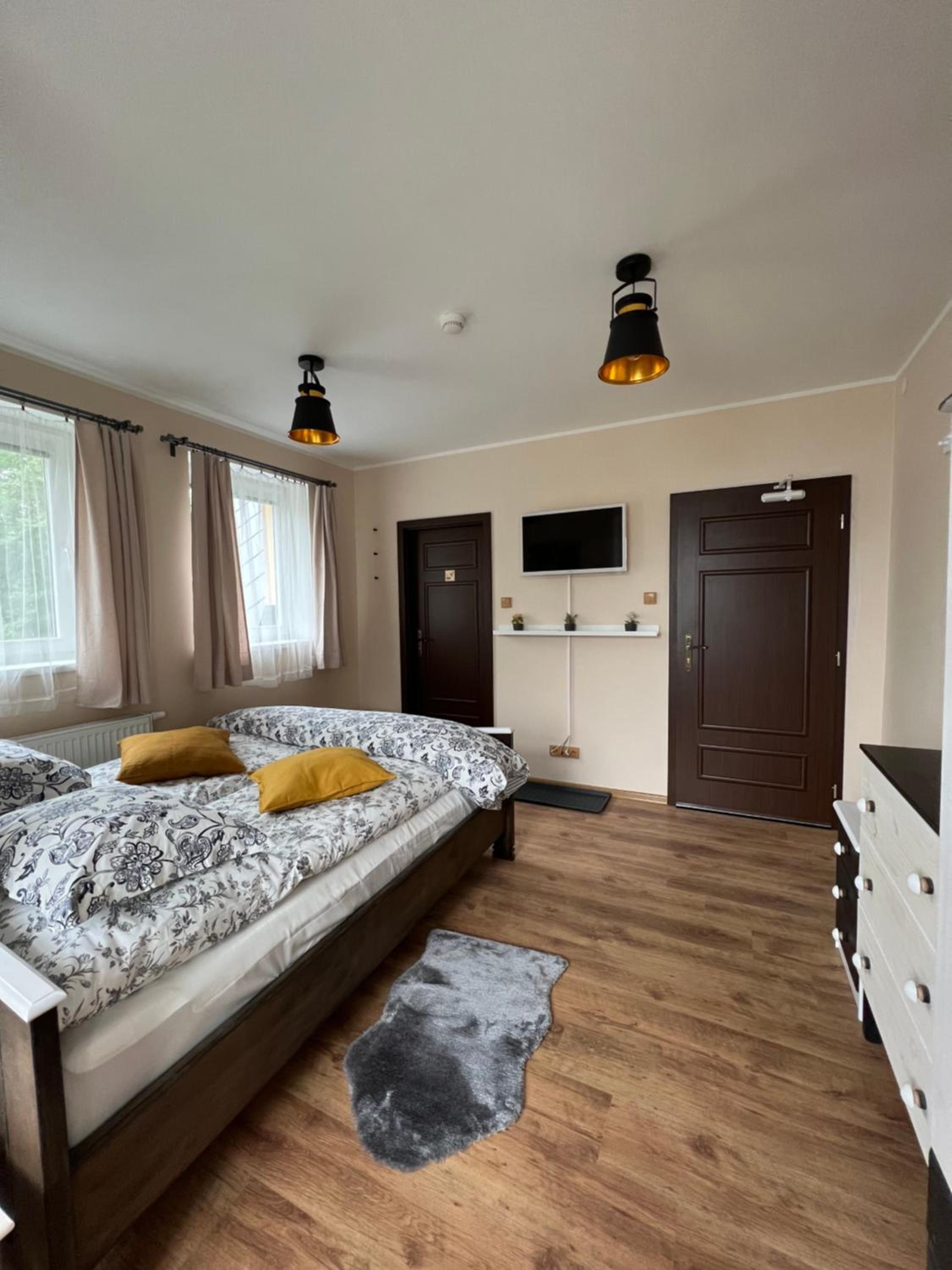 Deluxe Double Room with Extra Bed - Photo 6