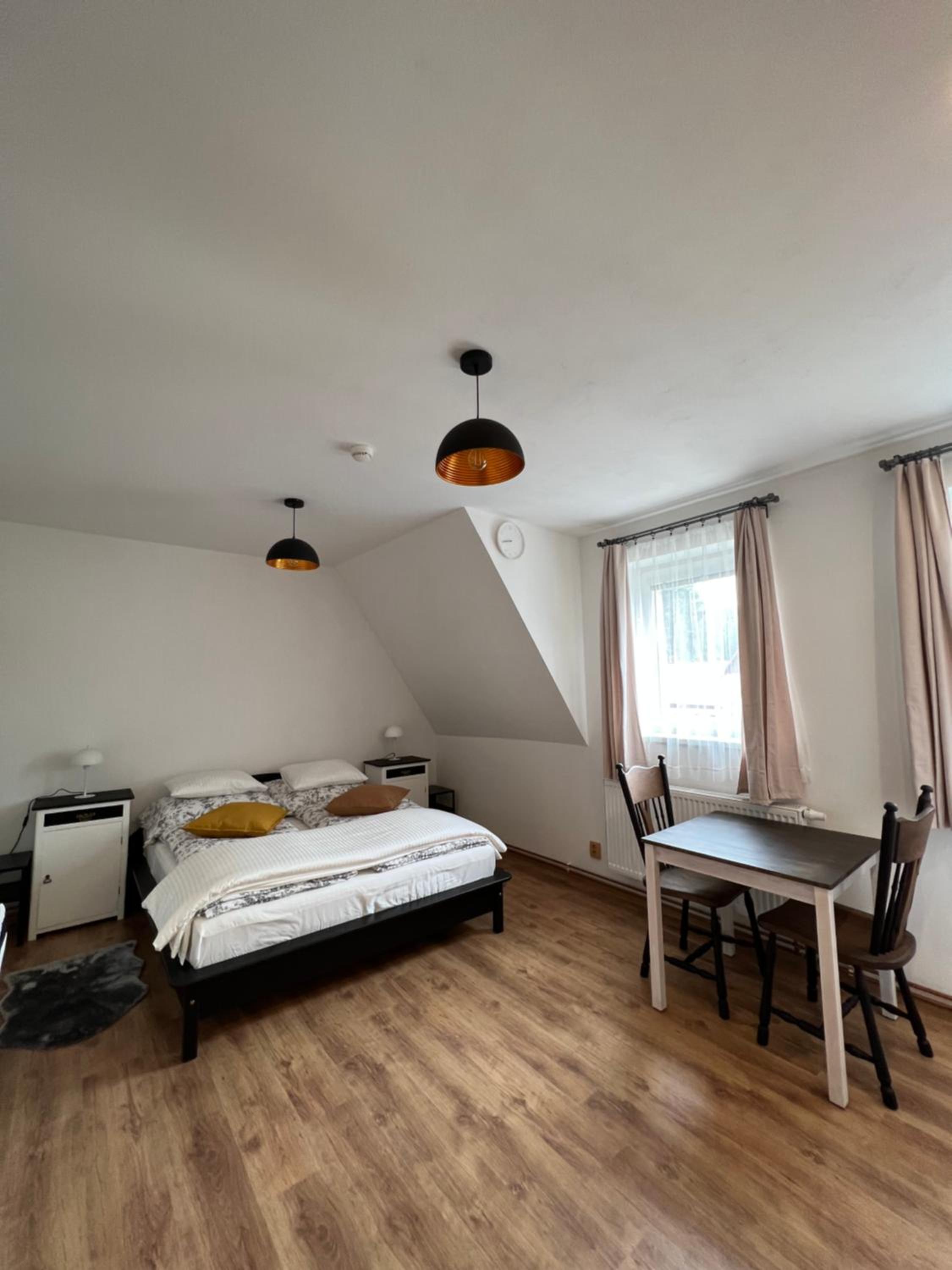 Deluxe Suite - Photo 13