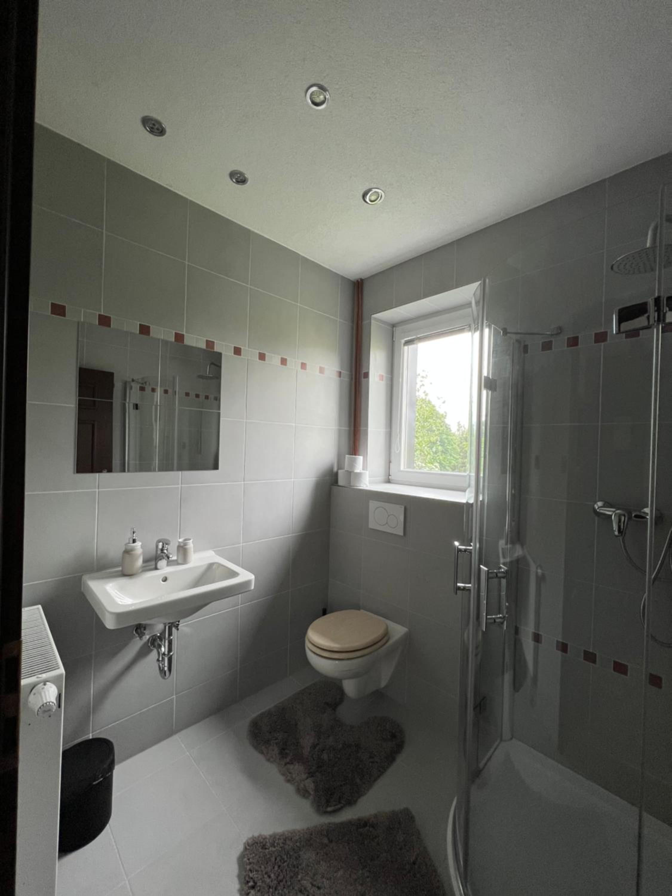 Double Room with Extra Bed - Photo 2