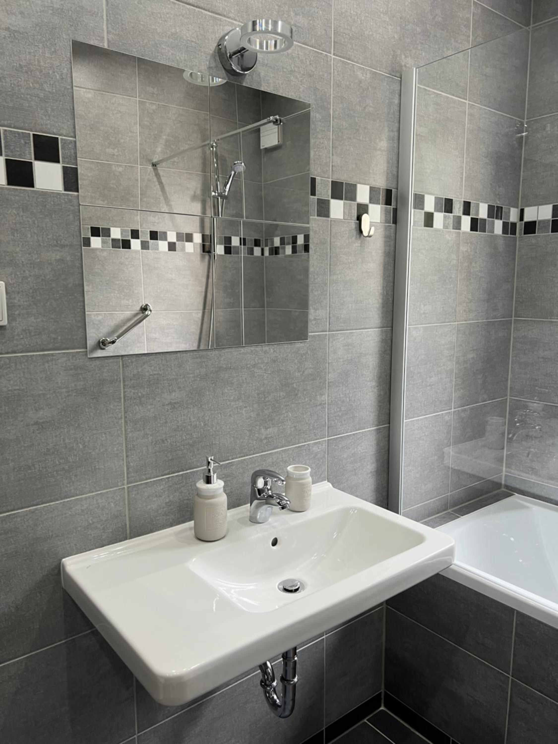 Deluxe Suite - Photo 30