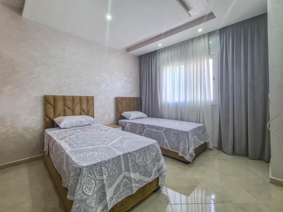 Two-Bedroom Apartment - Photo 14