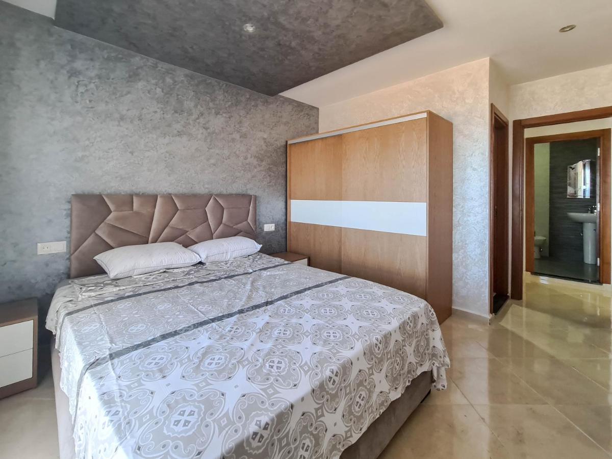 Two-Bedroom Apartment - Photo 9