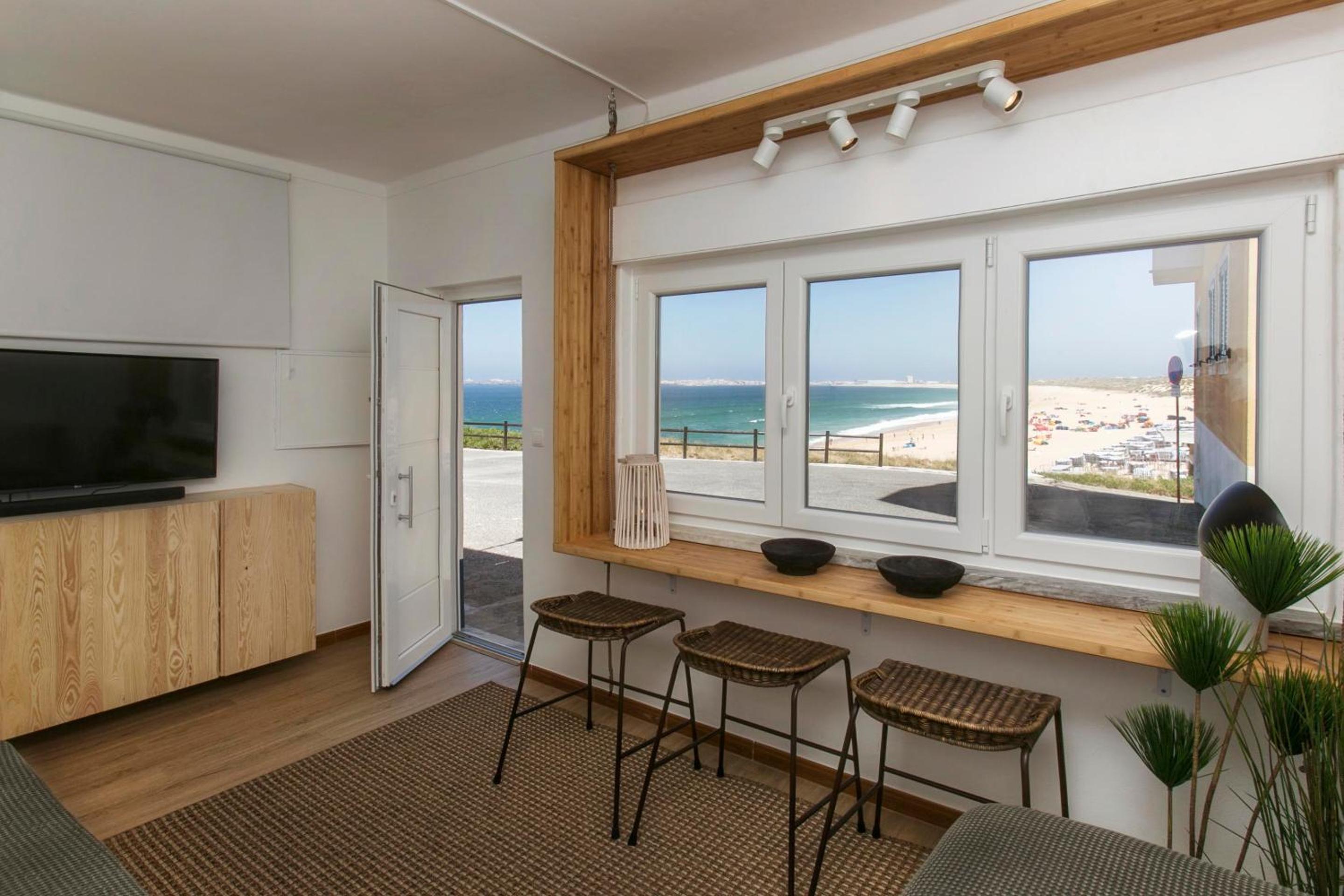 One-Bedroom House - Photo 11