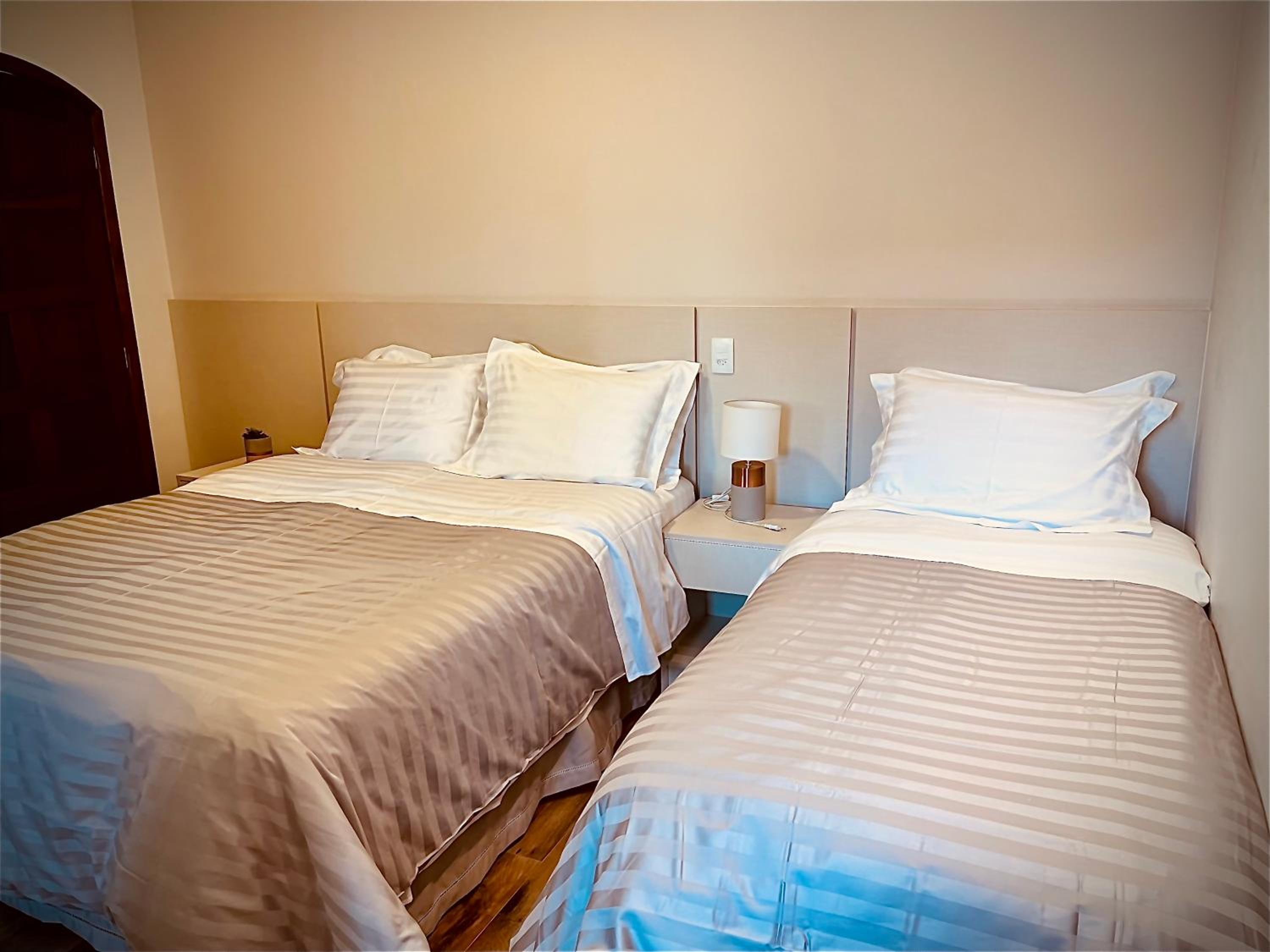 Family Suite - Photo 17
