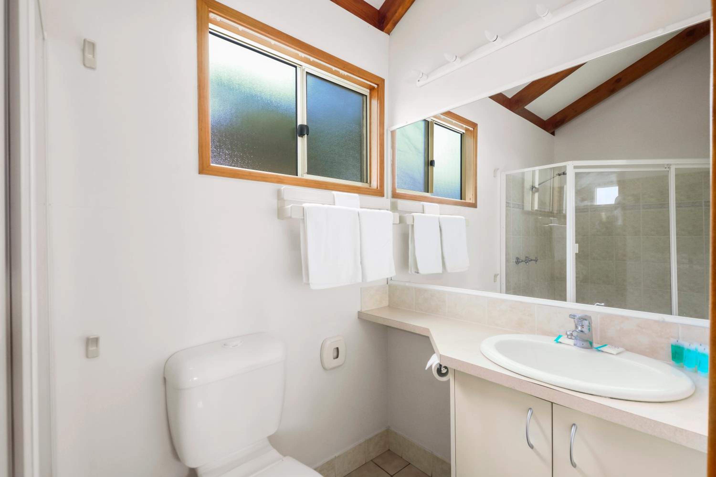 Standard Riverview 2 Bedroom Spa Villa - Not Pet Friendly photo 2